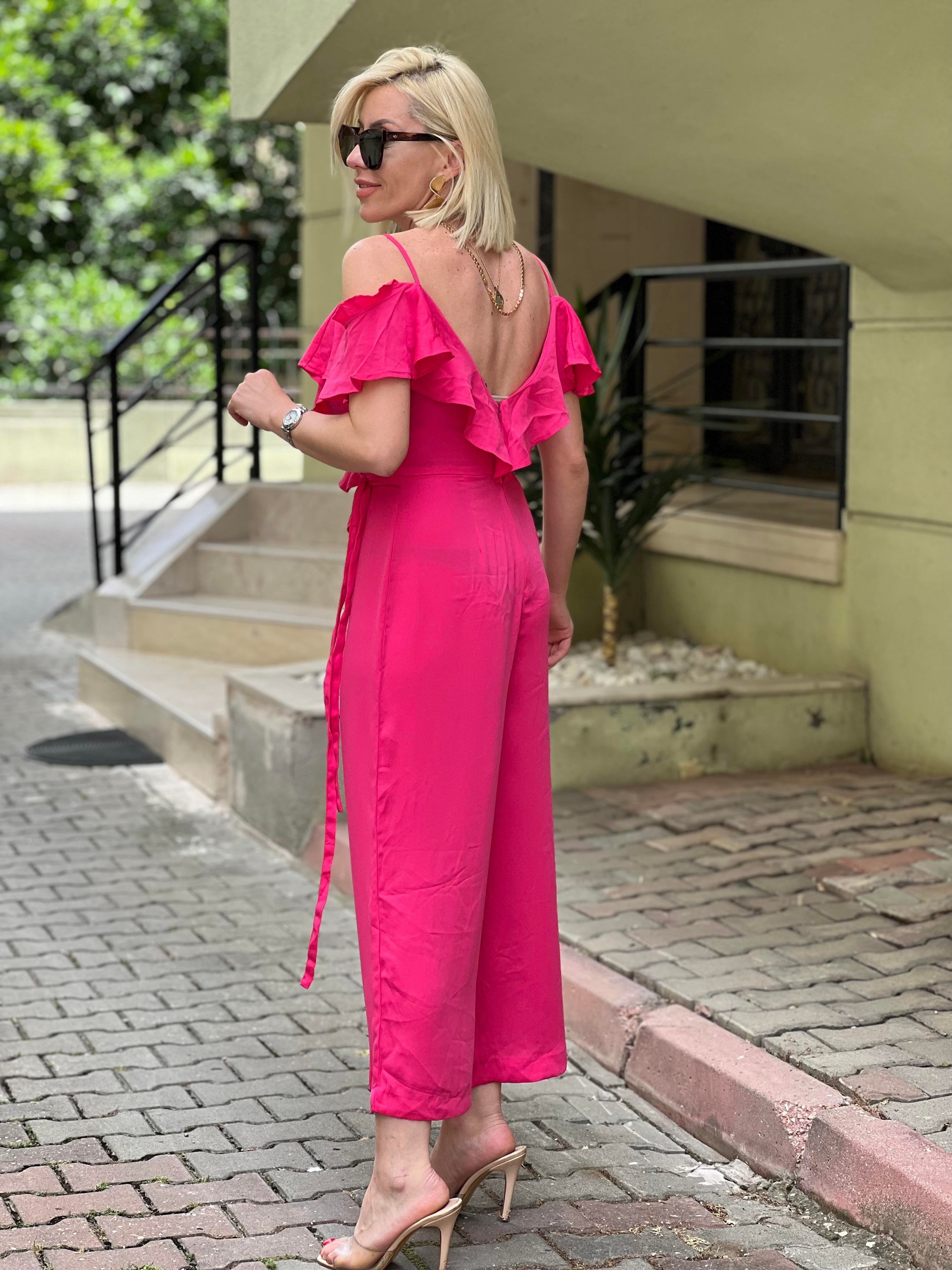 PEMBE KRUVAZE TULUM