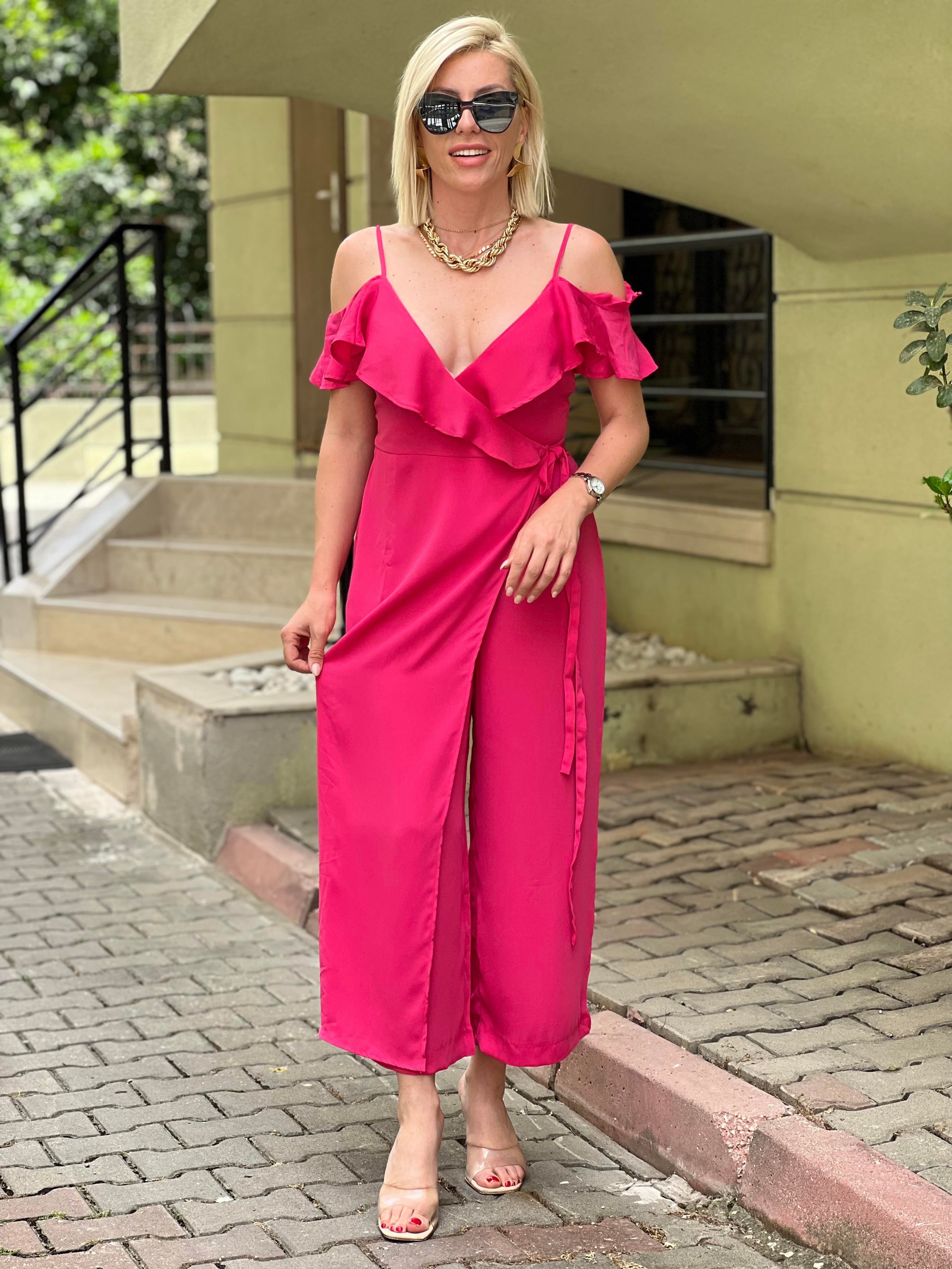 PEMBE KRUVAZE TULUM