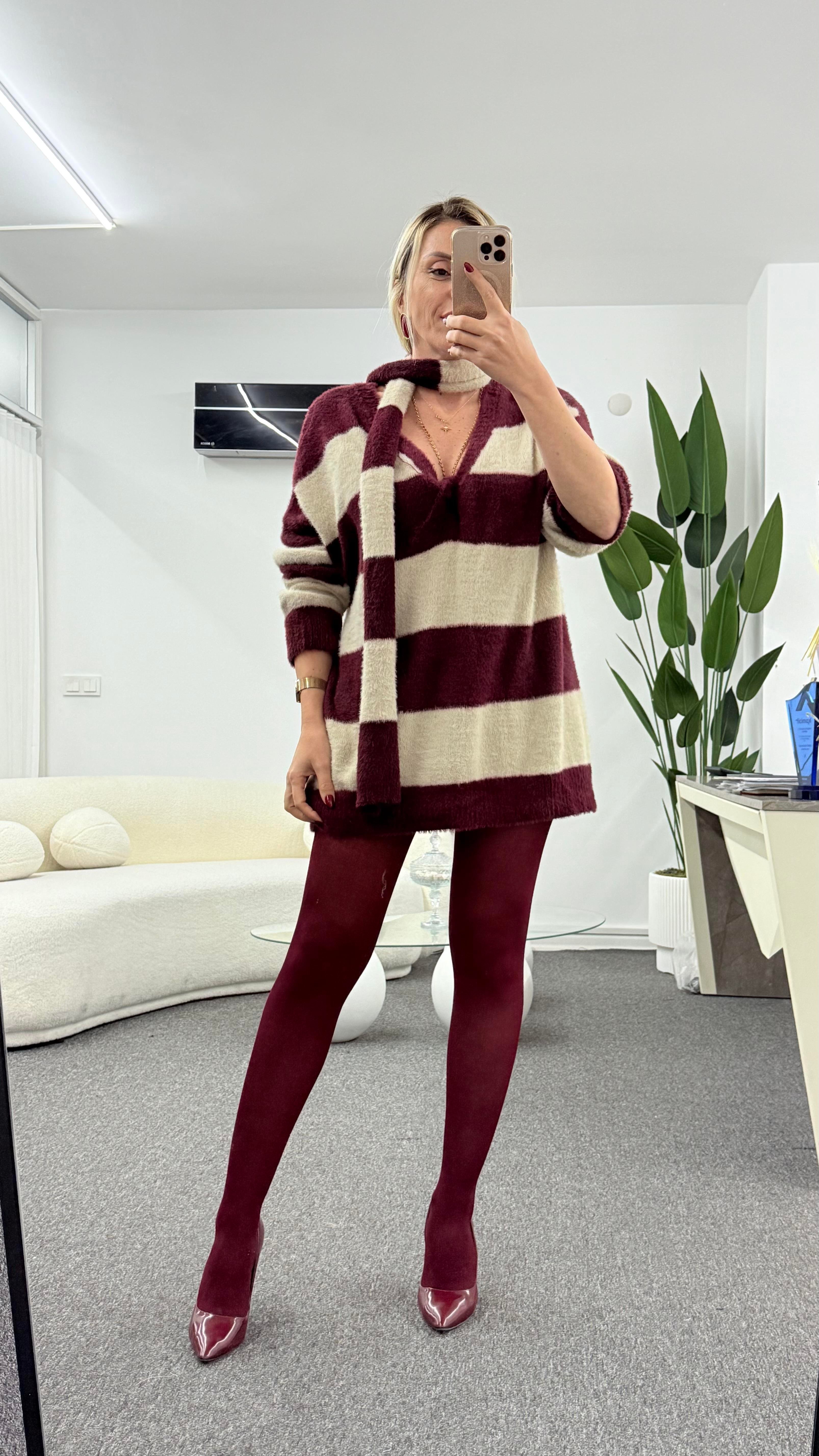 SİSİ ATKILI BORDO KAZAK