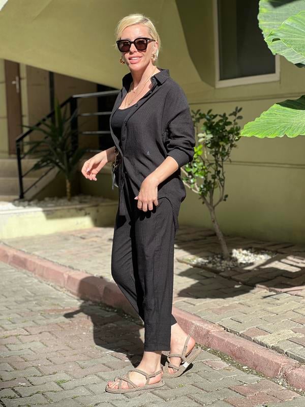 SİYAH GÖMLEKLİ TAKIM