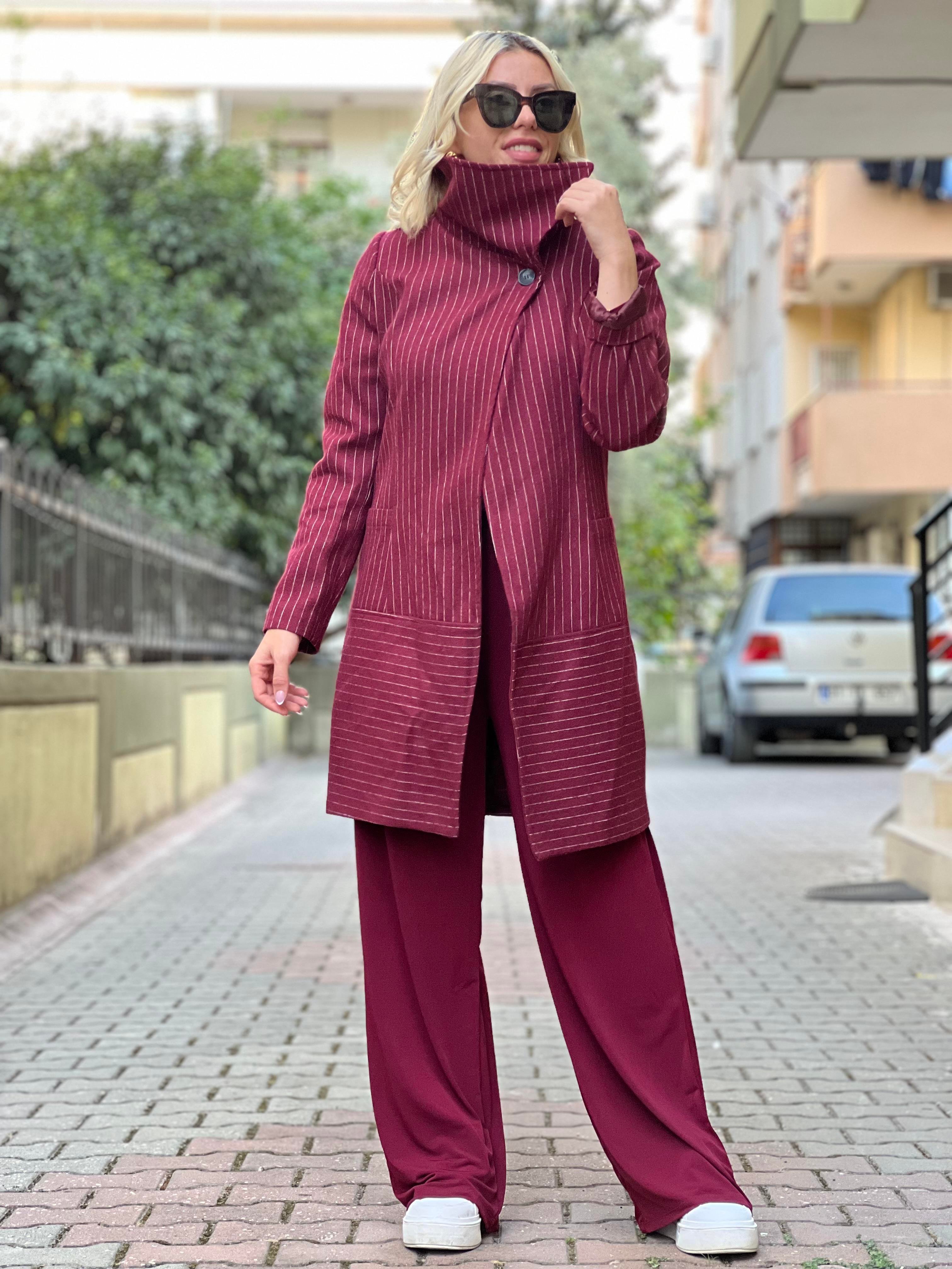 STRİİ BORDO ÇİZGİLİ KABAN 