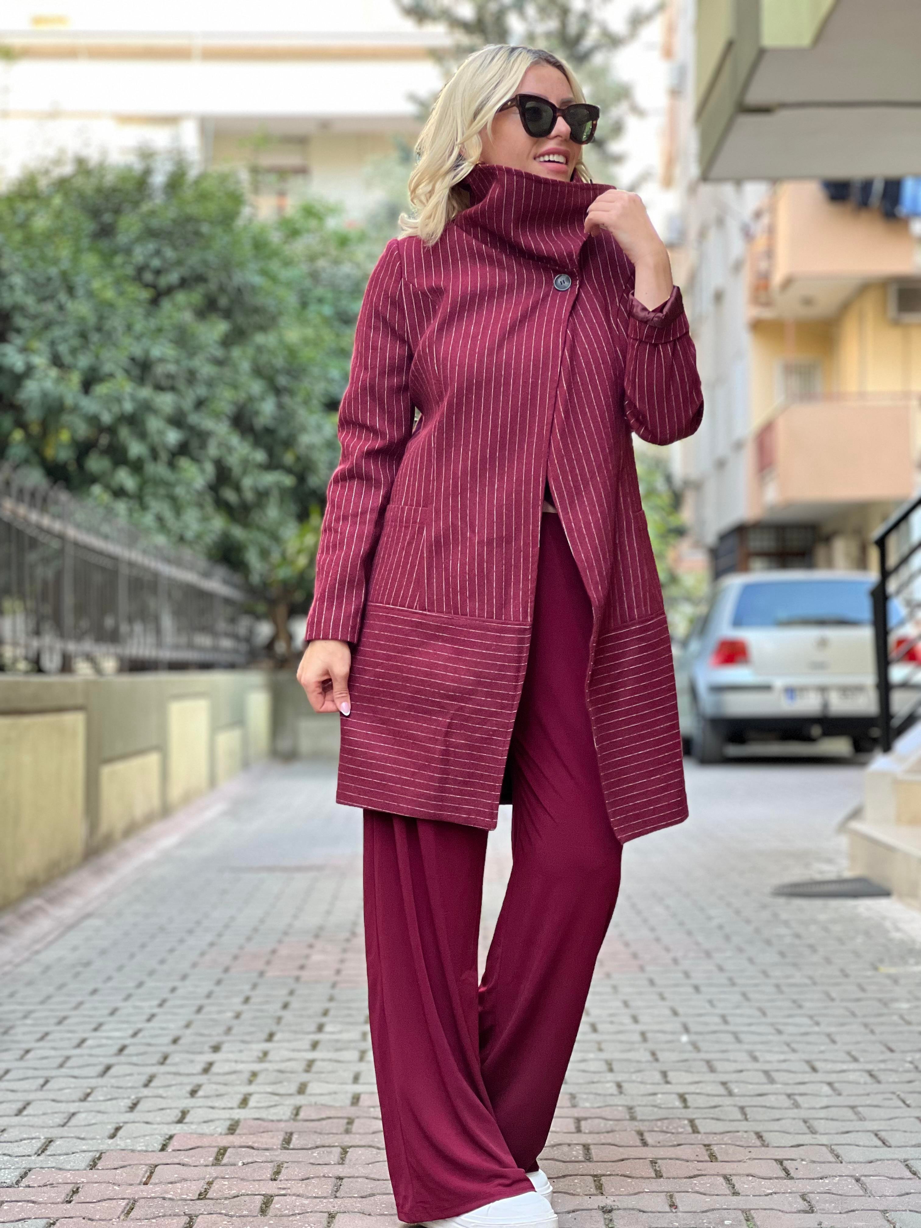 STRİİ BORDO ÇİZGİLİ KABAN 