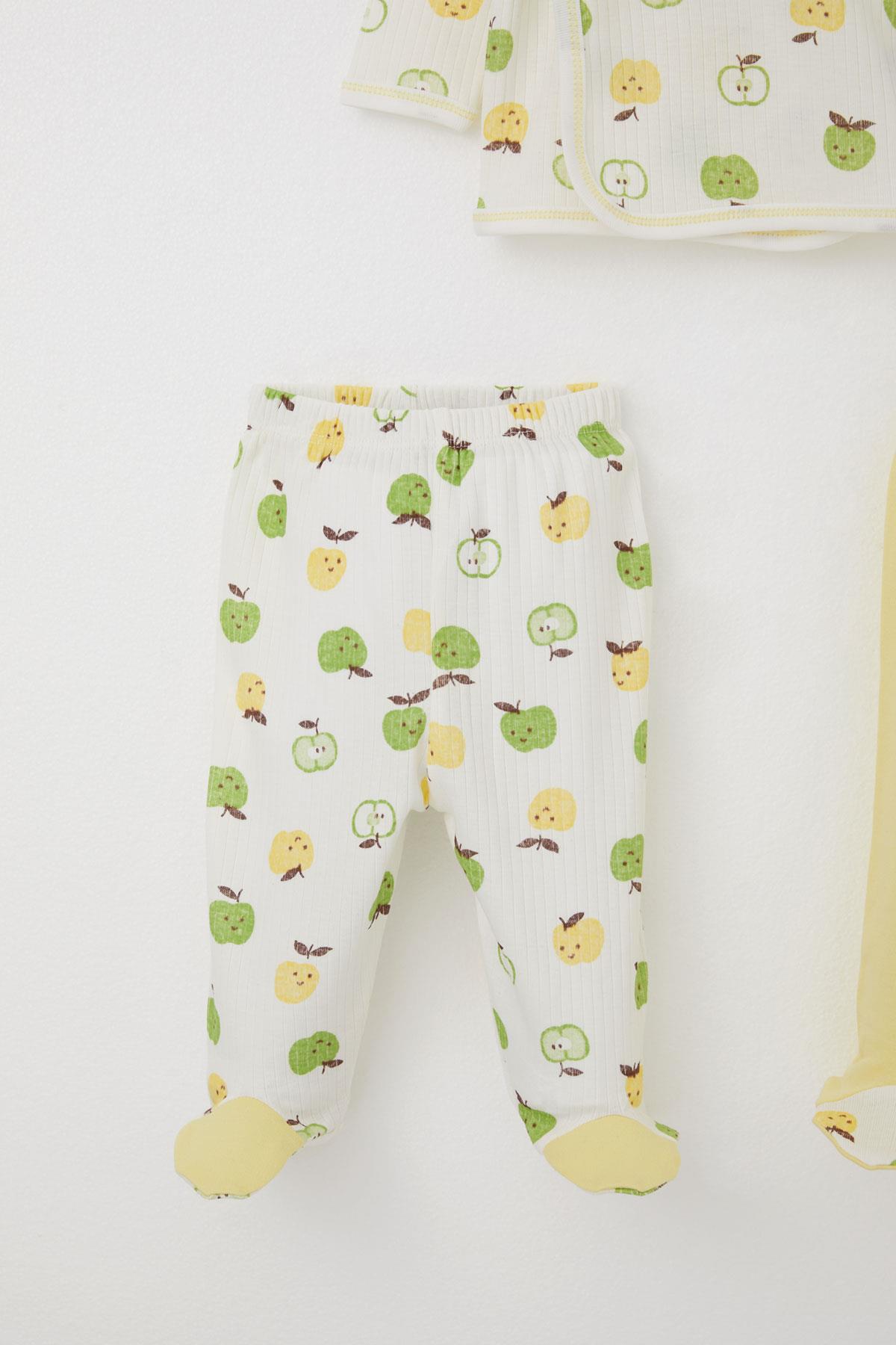 Breeze Erkek Bebek Hastane Çıkışı 3 lü Sevimli Minik Elma Desenli Ekru (0-4 Ay)