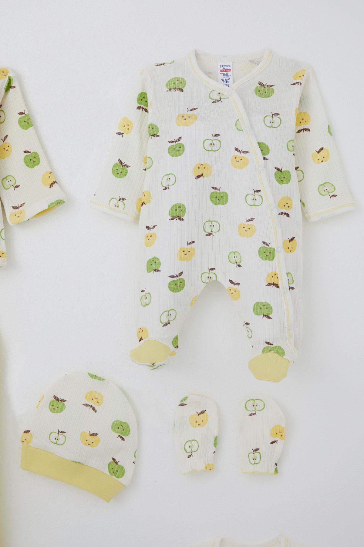 Breeze Erkek Bebek Hastane Çıkışı 8 li Sevimli Minik Elma Desenli Ekru (0-3 Ay)