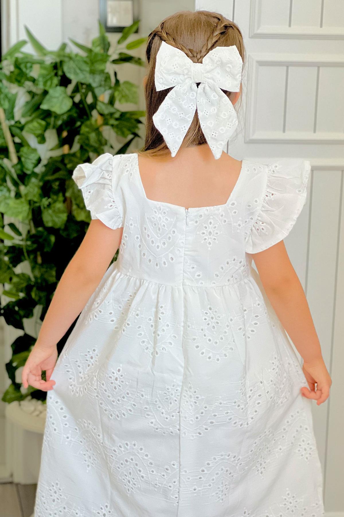 Breeze Kız Çocuk Elbise Çiçek Nakışlı Arka Kısmı Fermuarlı Ekru (3-8 Yaş)