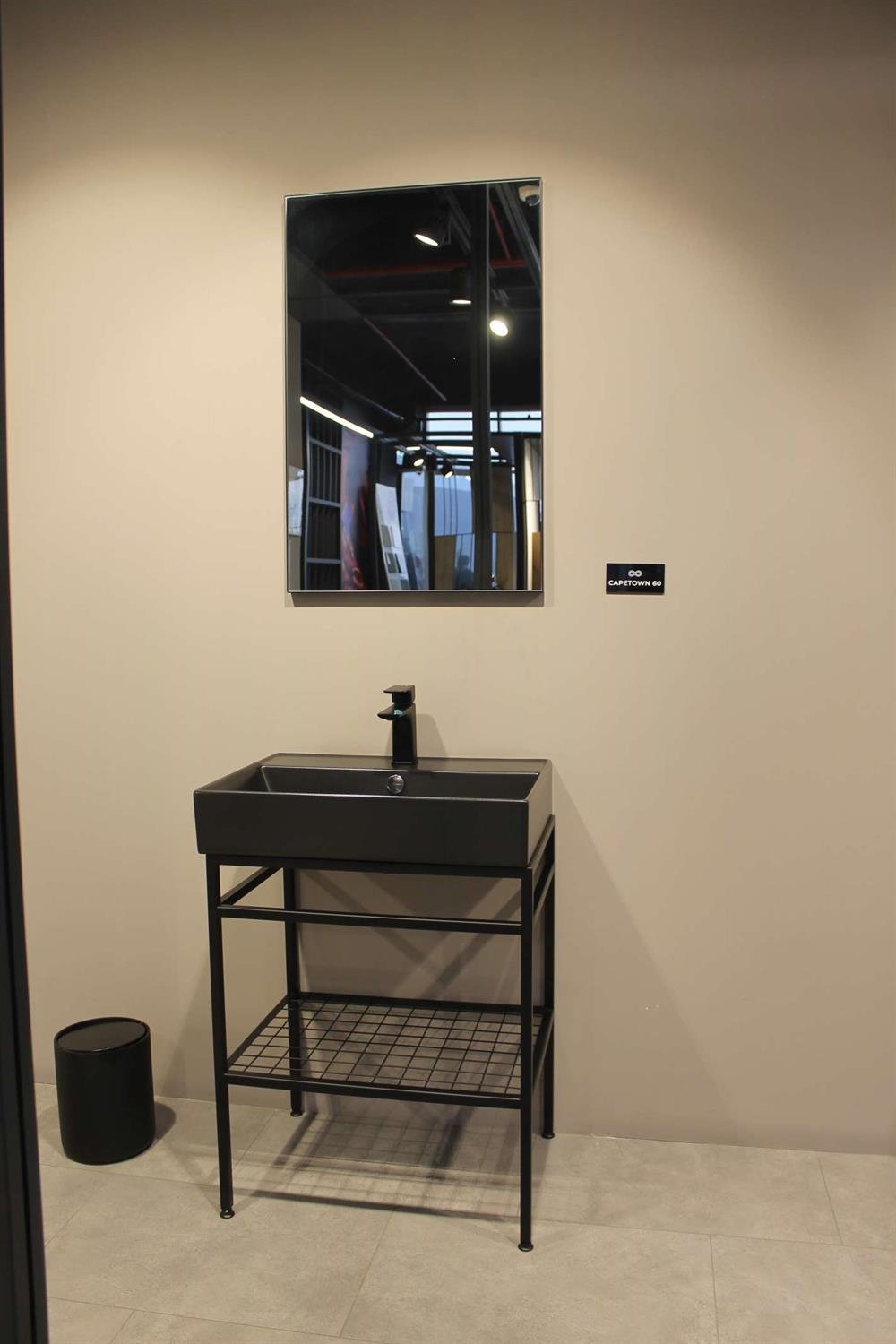 Orka Capetown 60 cm Siyah Banyo Dolabı TakımıORKA5000141Banyo Dolabı Takımı