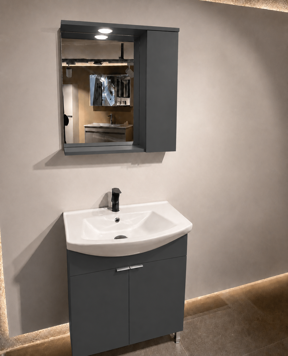 Orka Purus 65 cm ,Mat Antrasit, Banyo Dolabı Takımı (Ayaklı,Spotlu Ayna), 5008439ORKA5008439Banyo Dolabı Takımı