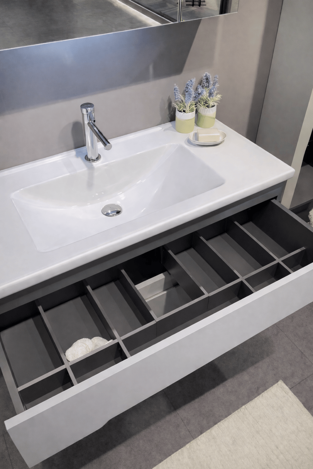 Orka Varna Banyo Dolabı Takımı, 100 cm, Mat Lake Beyaz (Ledli-Dolaplı Ayna), 5000840ORKA5000840Banyo Dolabı Takımı