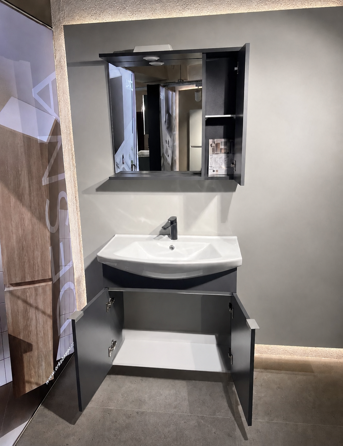 PURUS 80 TKM ASMA TK KUTU M.ANTRASITORKA5007984Banyo Dolabı Takımı