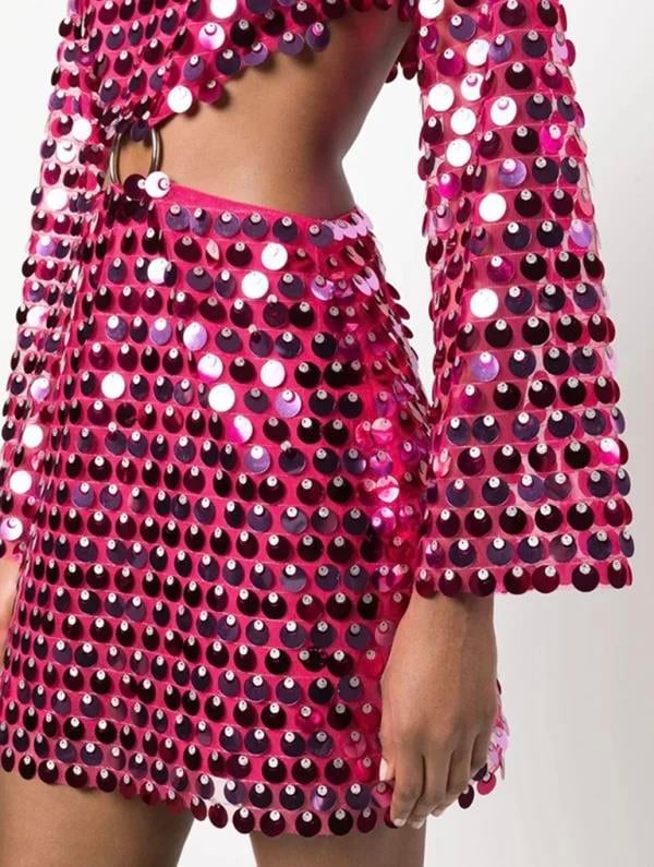 Bel Detaylı Pullu Fuşya Mini Elbise