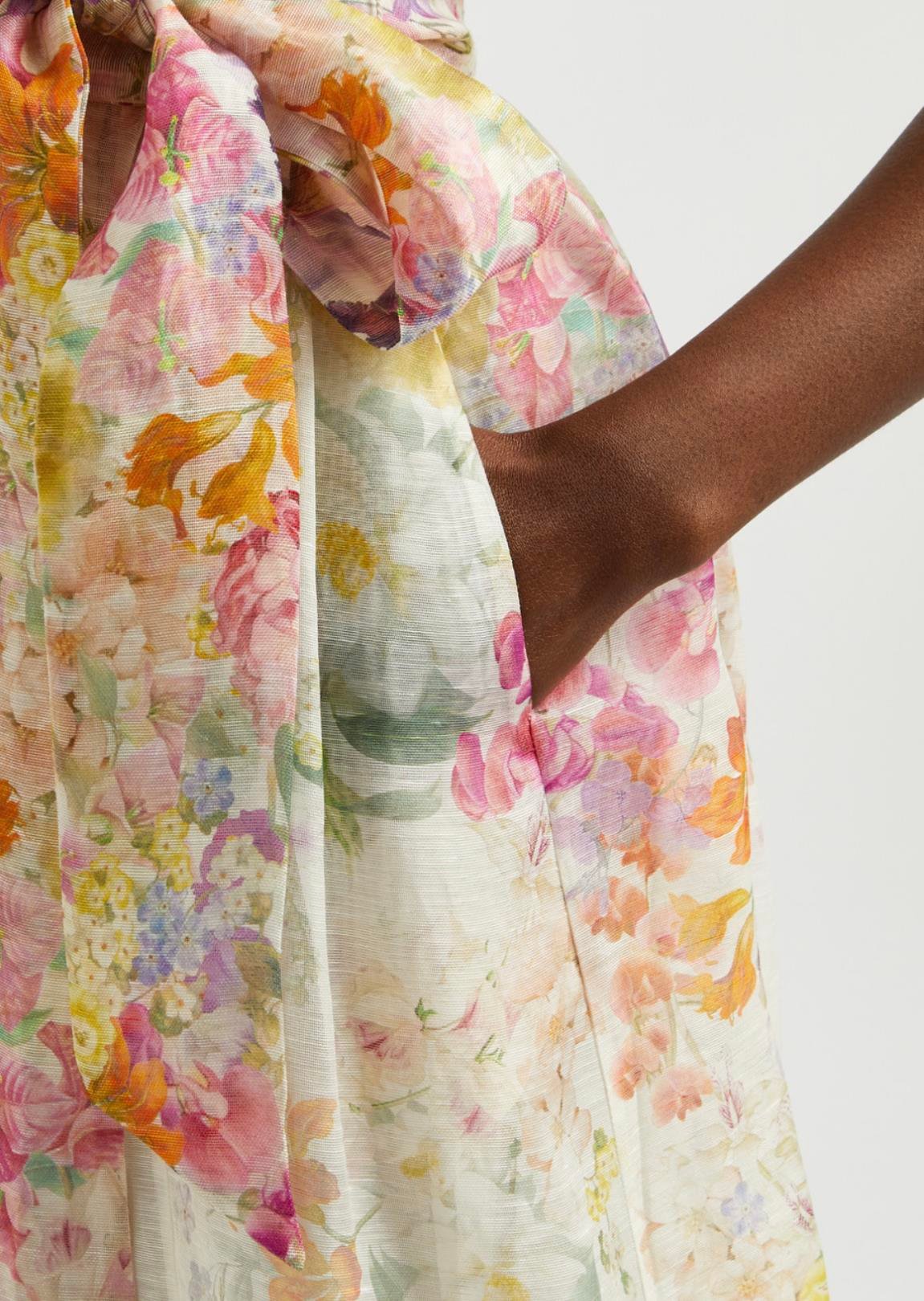 Çiçek Desenli Askılı Midi Elbise