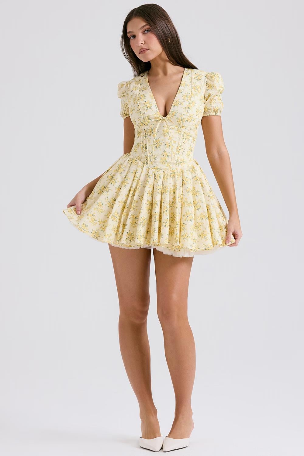 Çiçek Desenli Mini Elbise