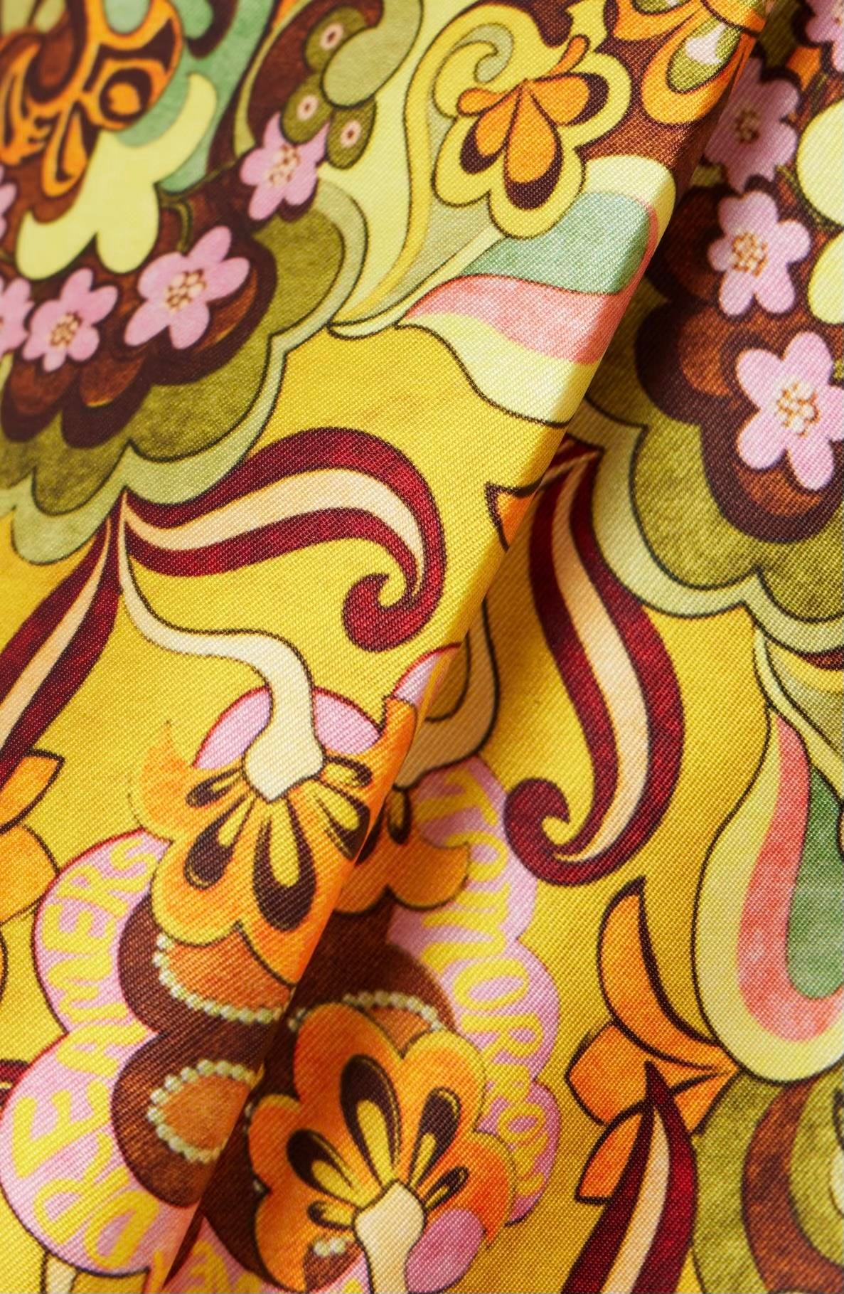 Desenli Şort ve Gömlek Takım