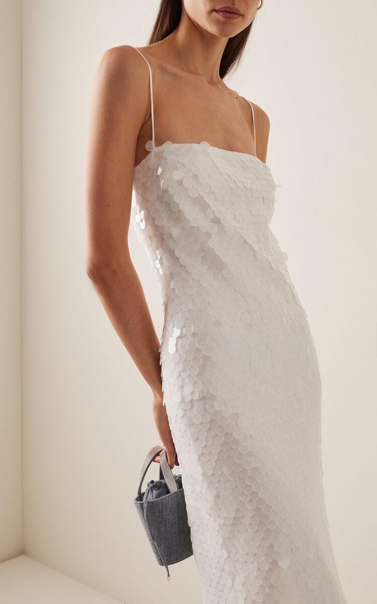 Pullu Beyaz Midi Elbise