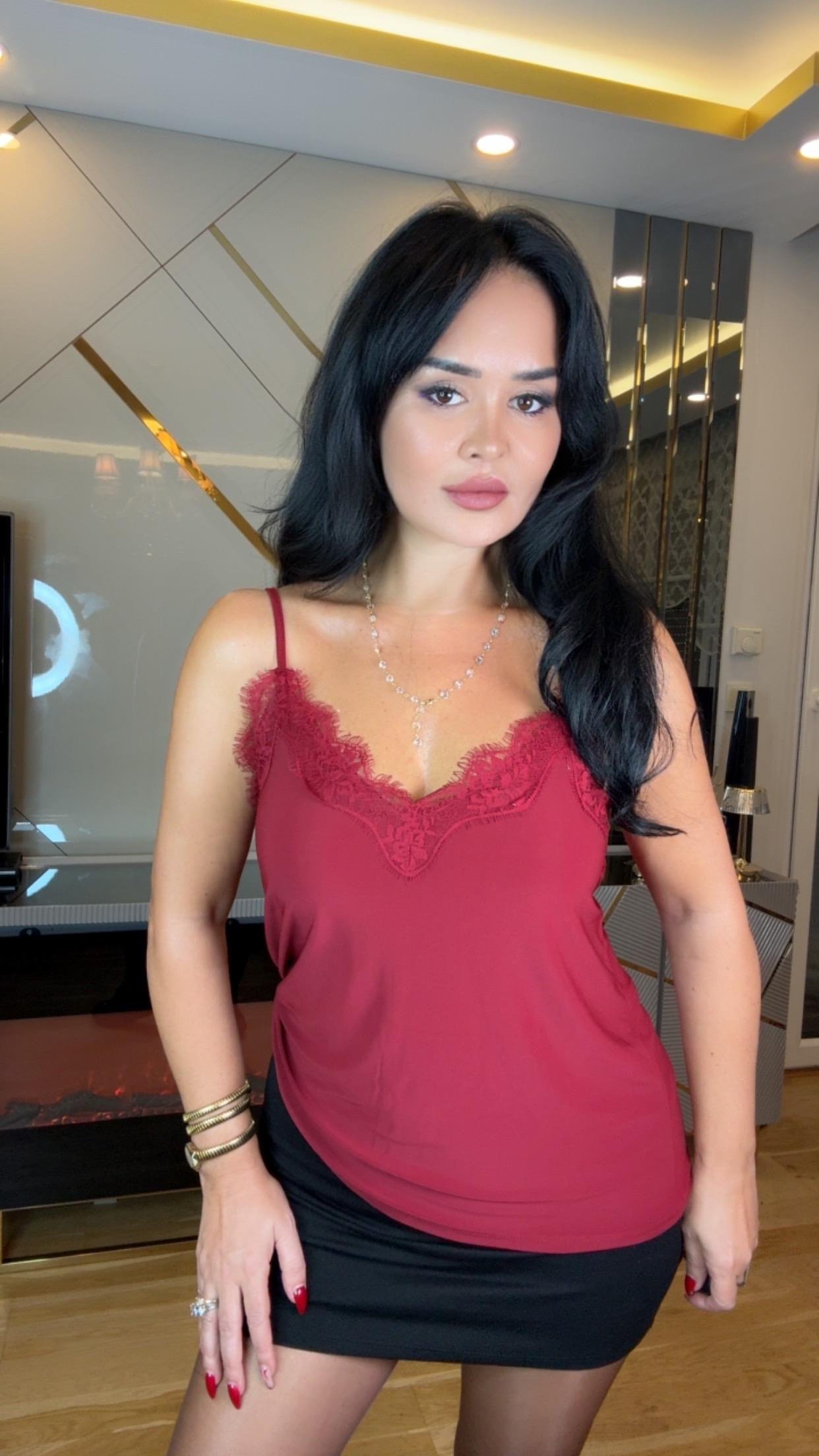 2547 Bordo Dantelli  İp Askılı Bluz 2547