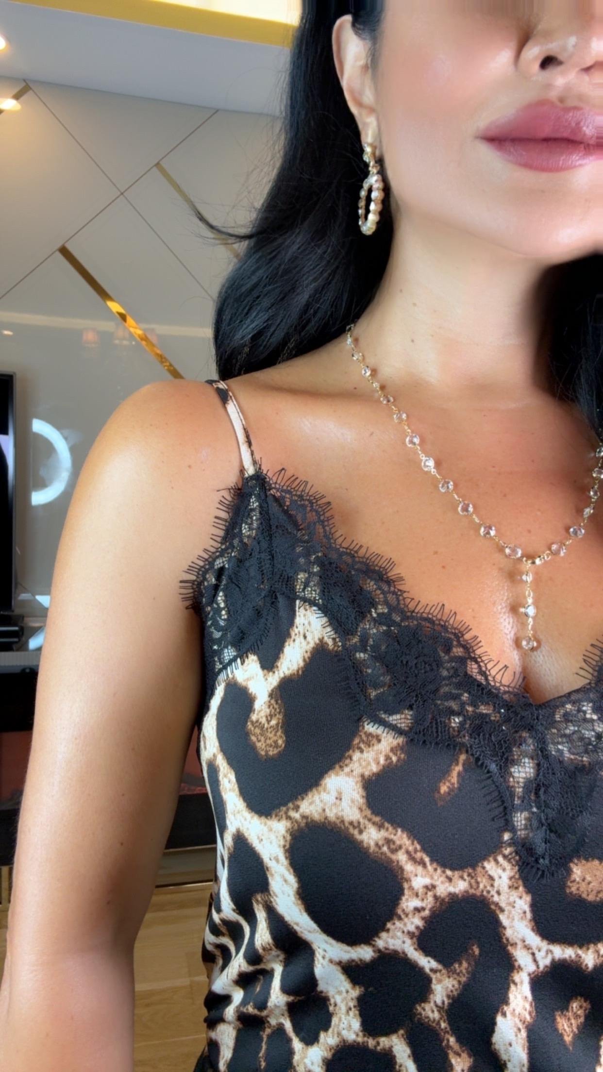 2547 Büyük      Leopar İp Askılı Bluz2547