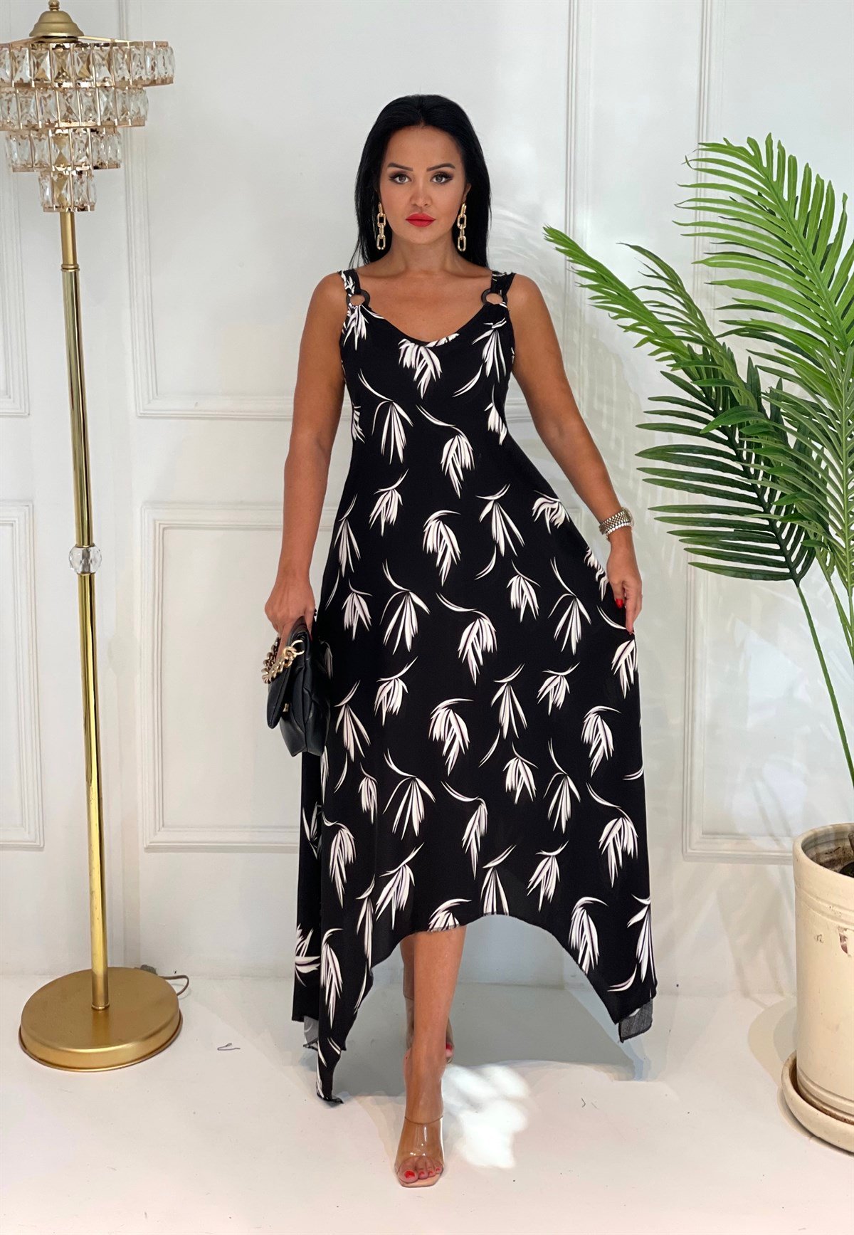 3625 iki omuzu halka detaylı siyah beyaz yapraklı elbiserytdh