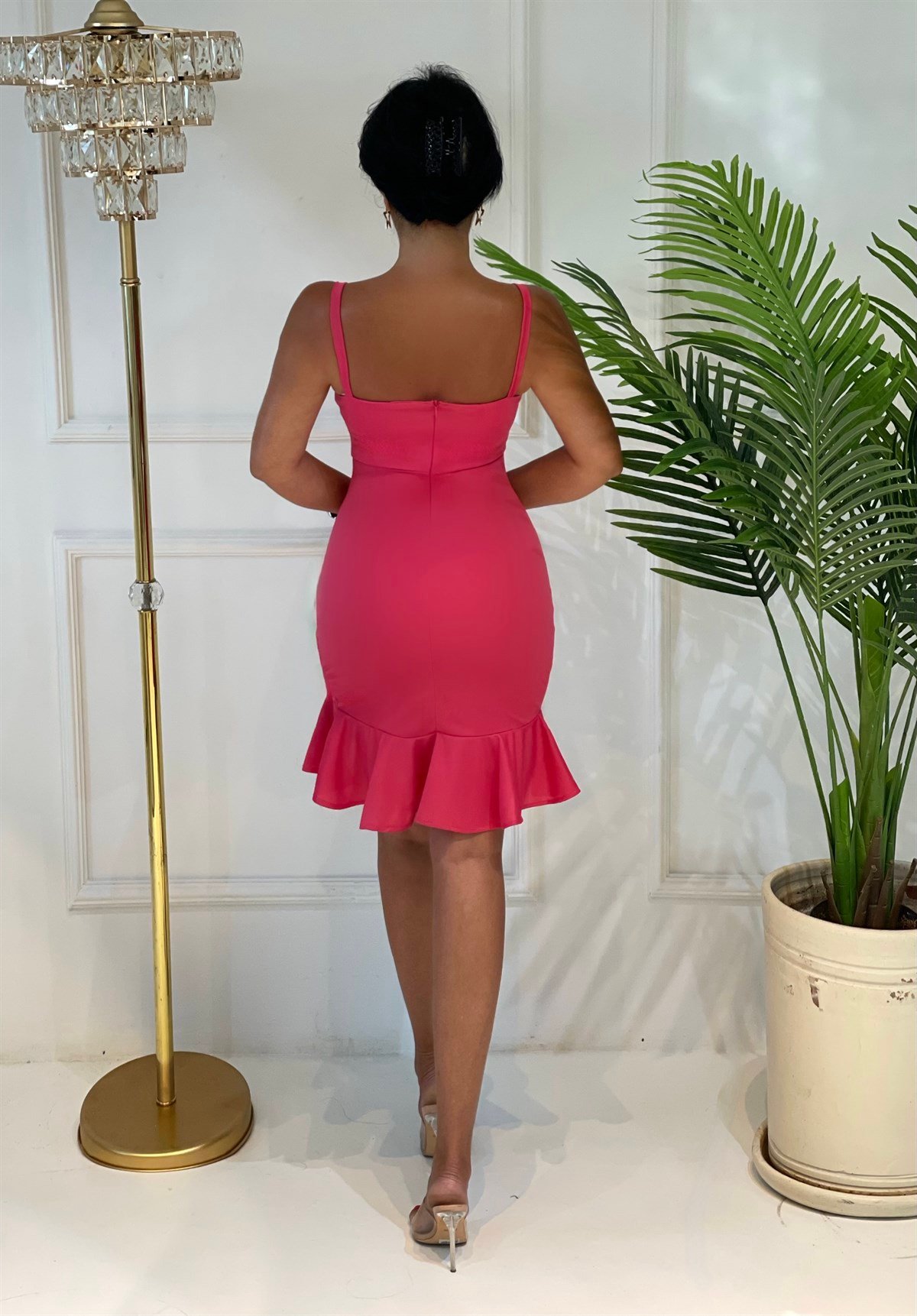 3645 mini PEMBE askılı tokalı elbiseBejshsjsjs