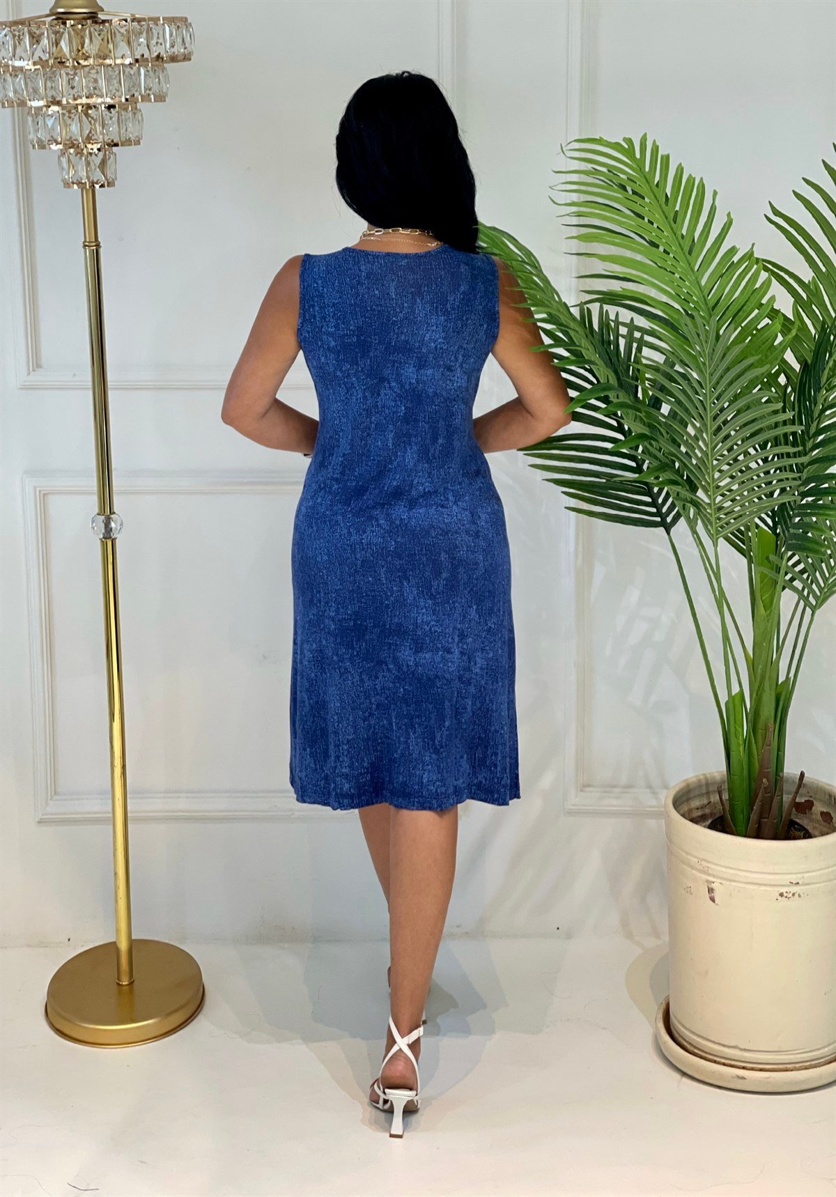 3651 mavi desenli kısa elbiseJRHURFT7RFTGFUY