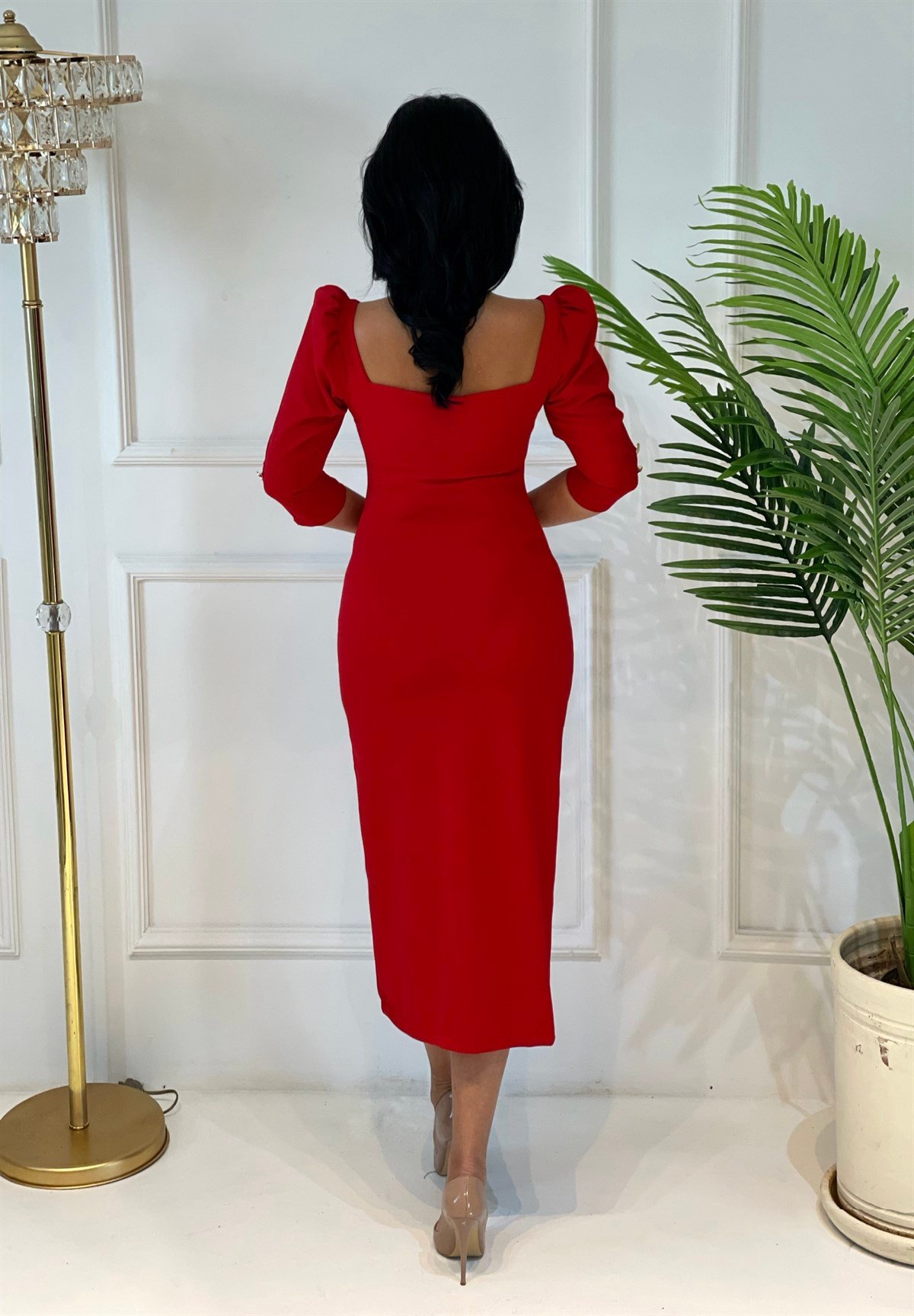 3705 ÖNÜ DÜĞMELİ KIRMIZI ELBİSEJHGSDHGSD6778YSU