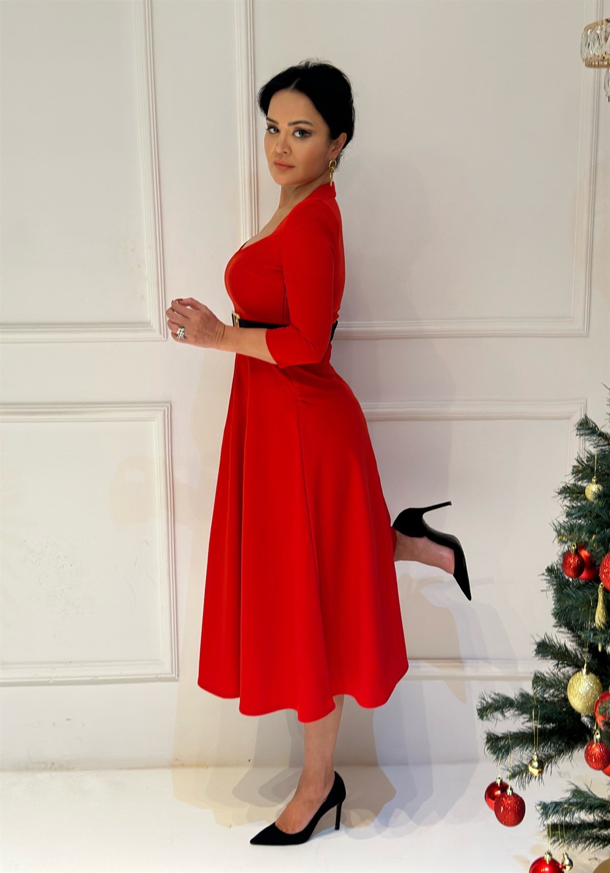 3707 Kırmızı vatkalı elbiseevfebghjj