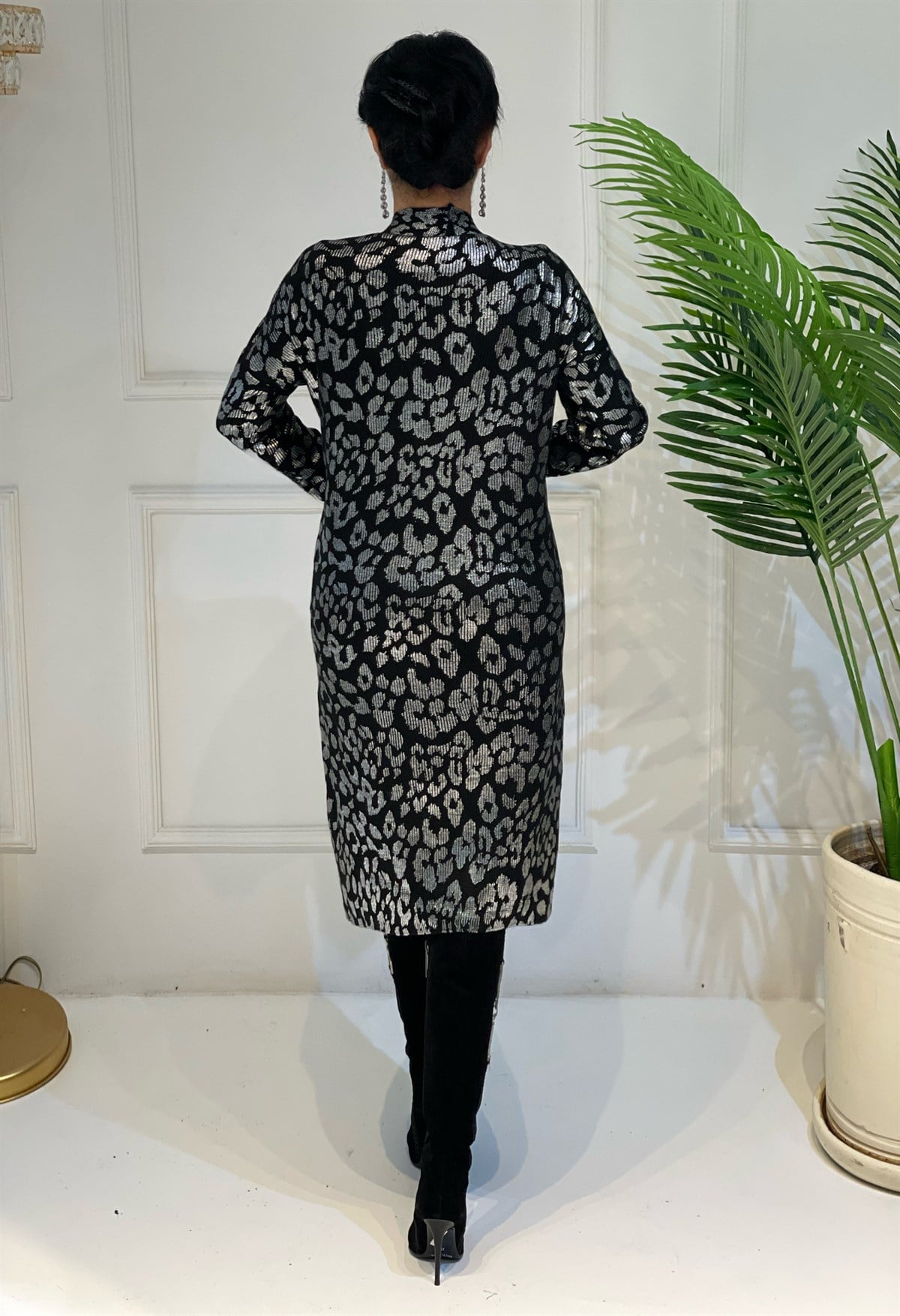 3801 GÜMÜŞ leopar  hırkahyshsywsyw