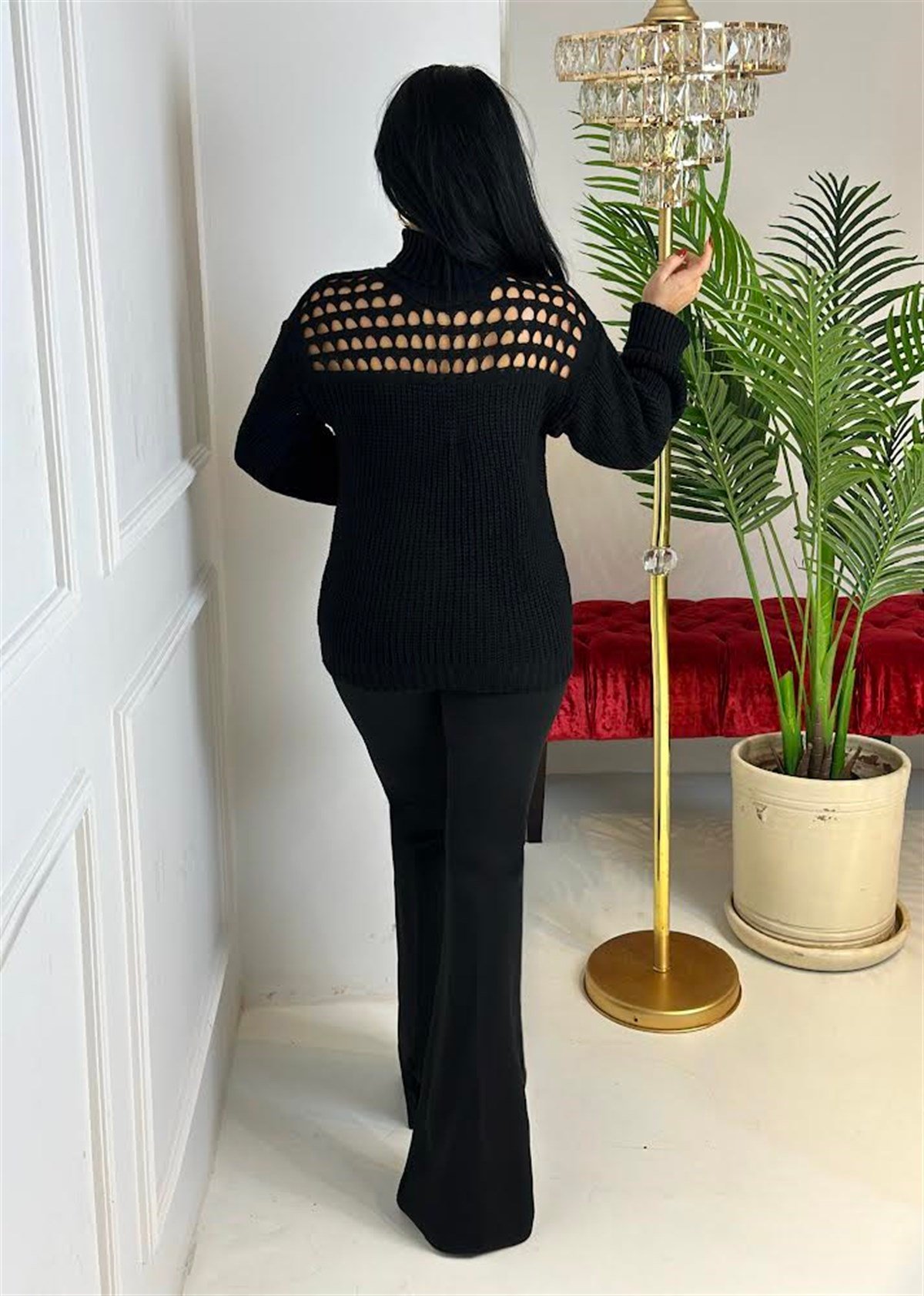 3947 Balıkçı yaka dekolteli siyah kazakssdfgv