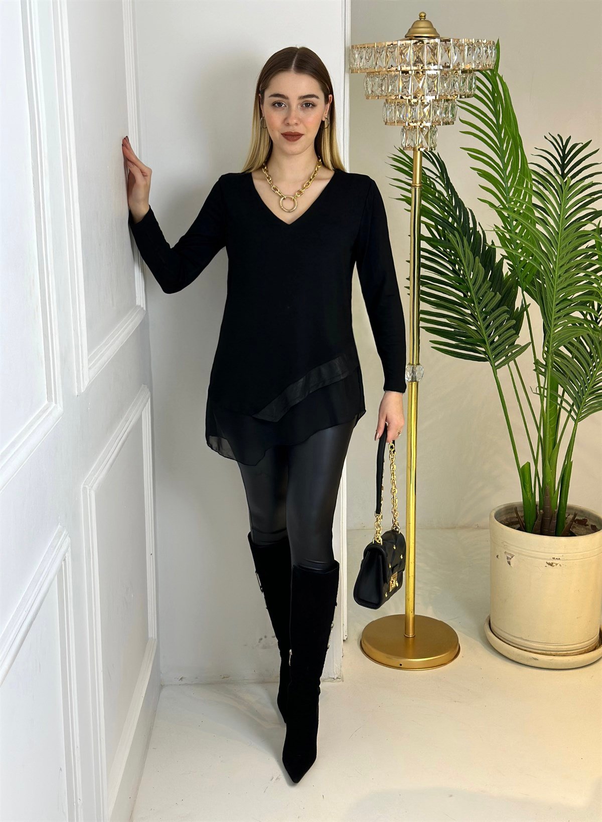 3961 Etek ucu şifon siyah bluzssdfgv