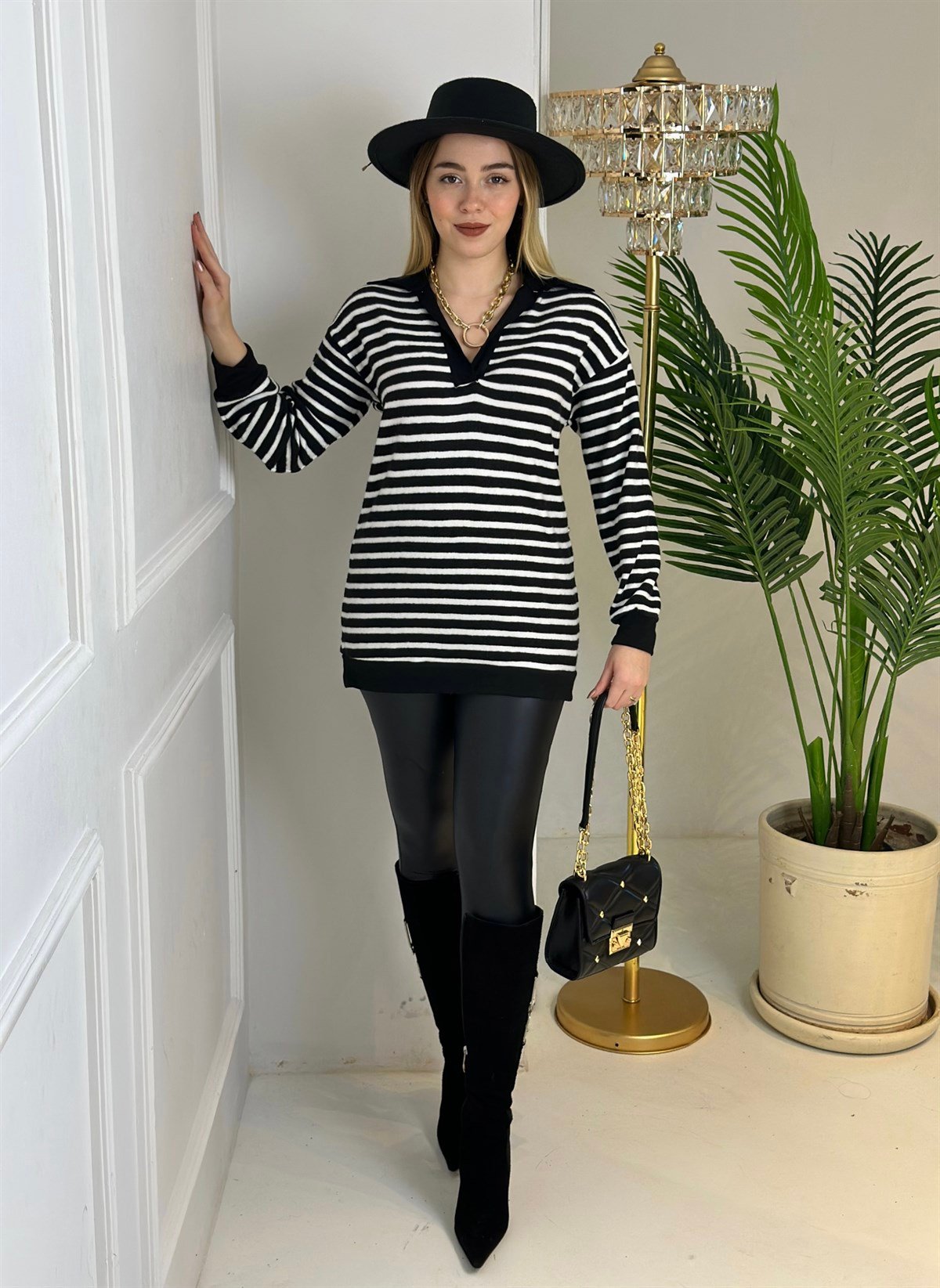 3965 Polo yaka çizgili bluzssdfgv