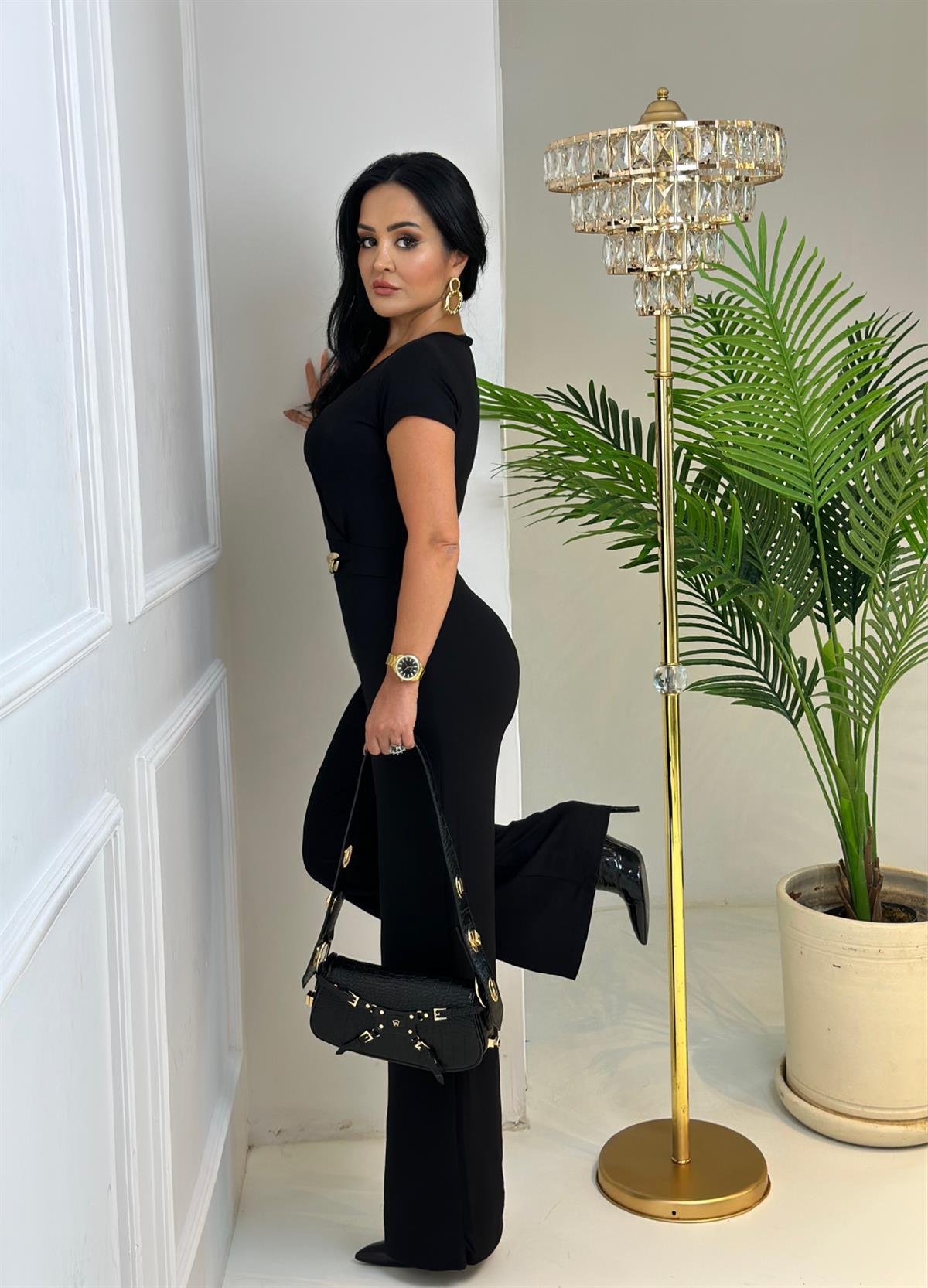 4015 Kruvaze yaka kemerli siyah tulumhyshsywsyw