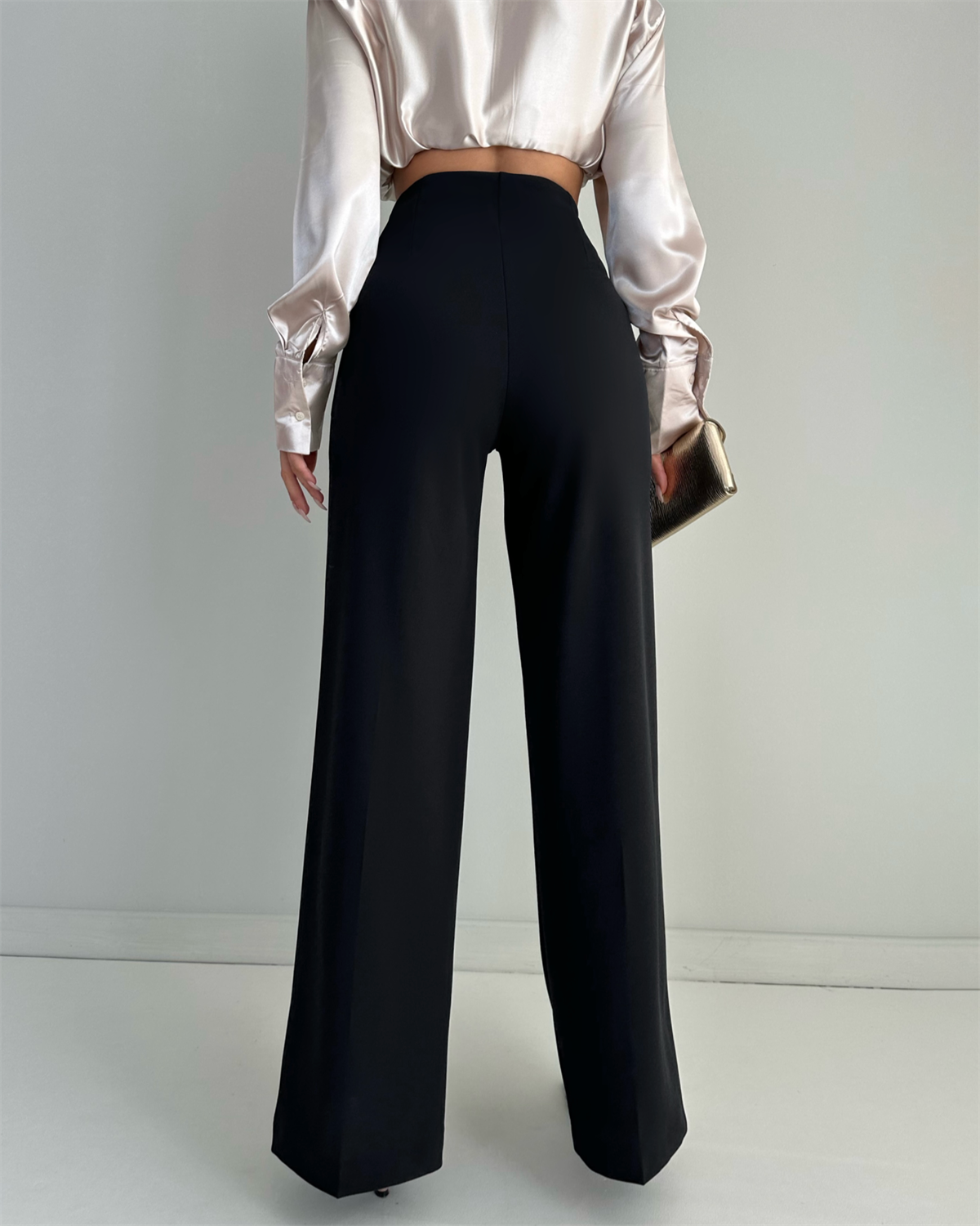 4122 Fermuarlı bol paça siyah pantolon5645RFEDF