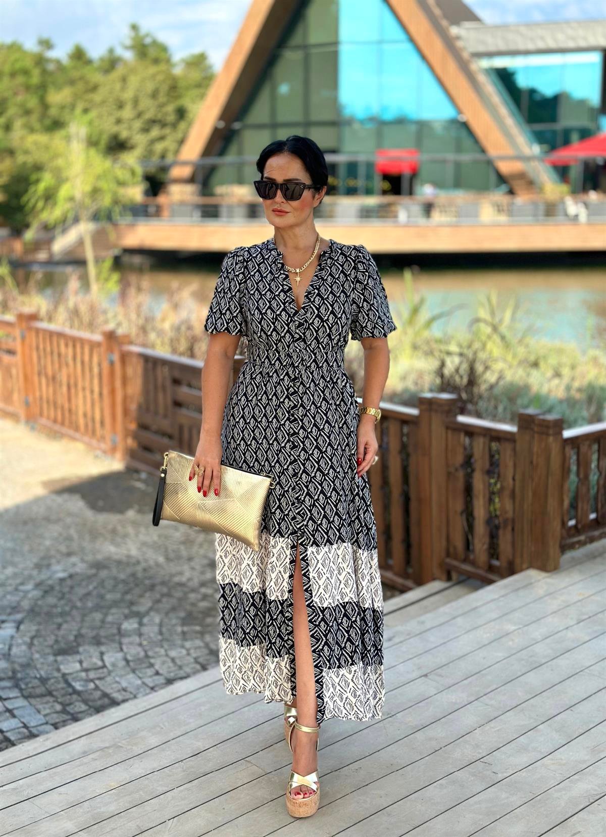 4258 Siyah  desenli elbise Sösödöm