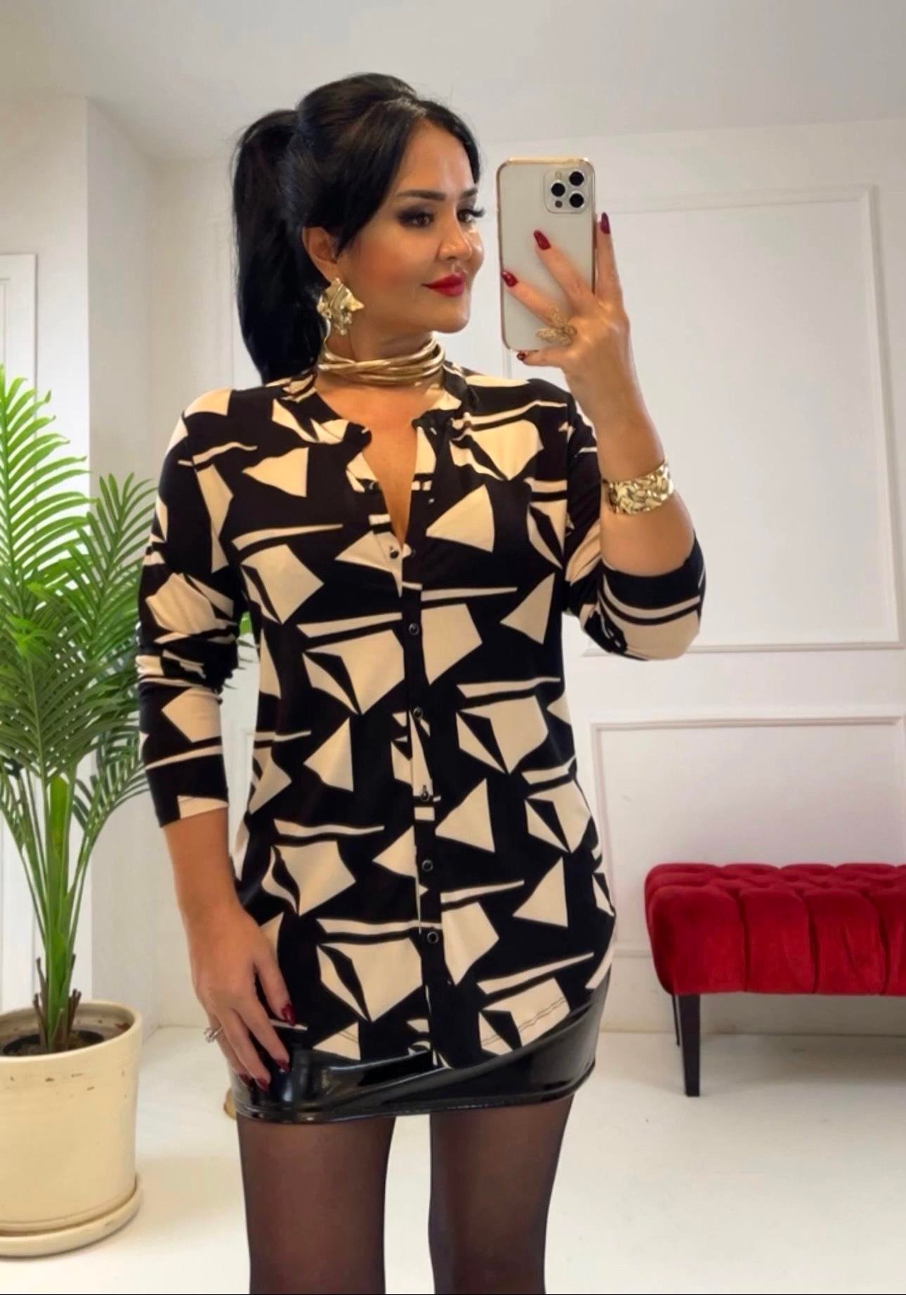 4267  Pamuklu viskon kumaş geometrik desenli gömlekTFUF