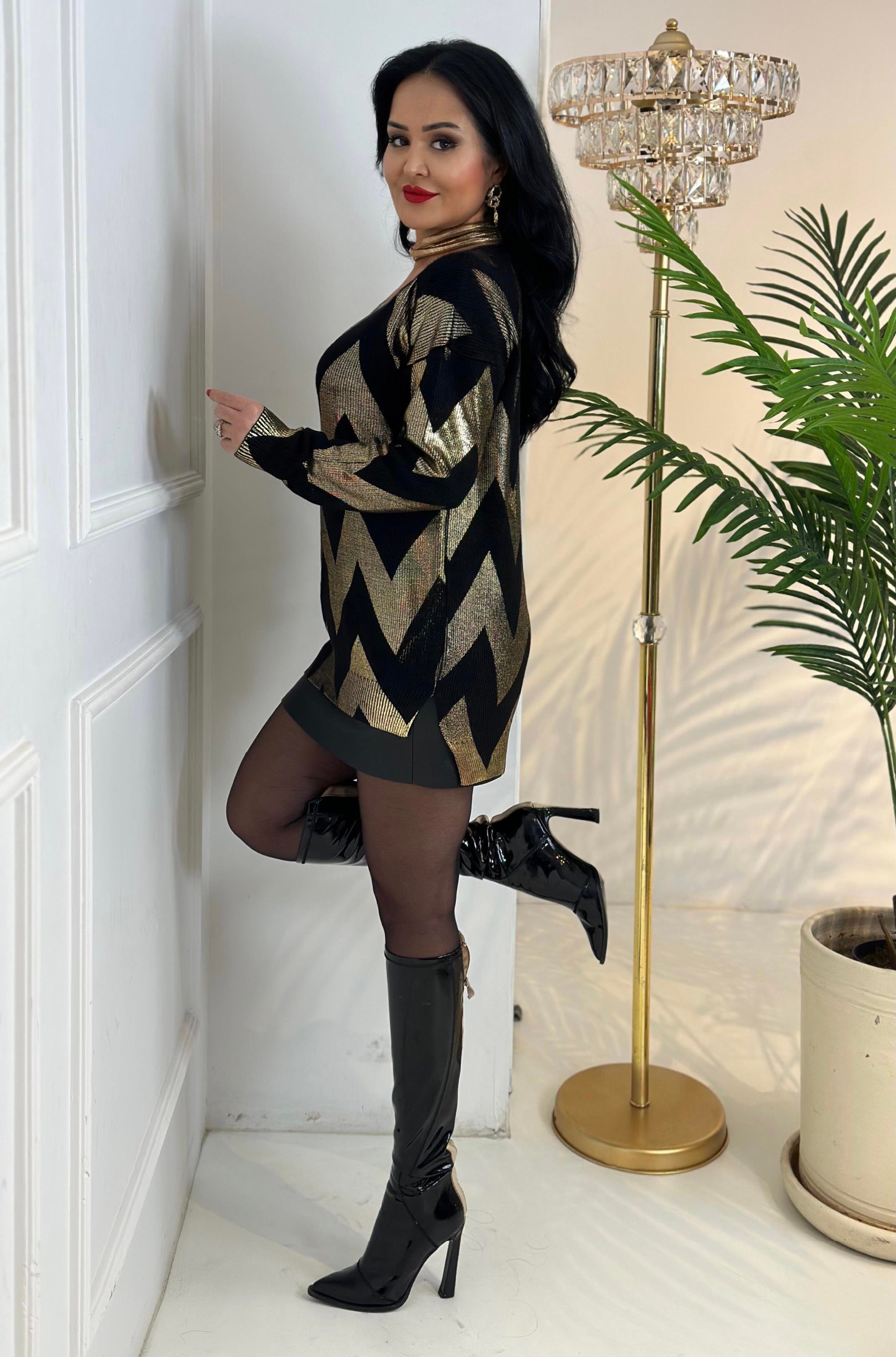 4384 V yaka uzun varaklı gold  tunikKemdmsmdm