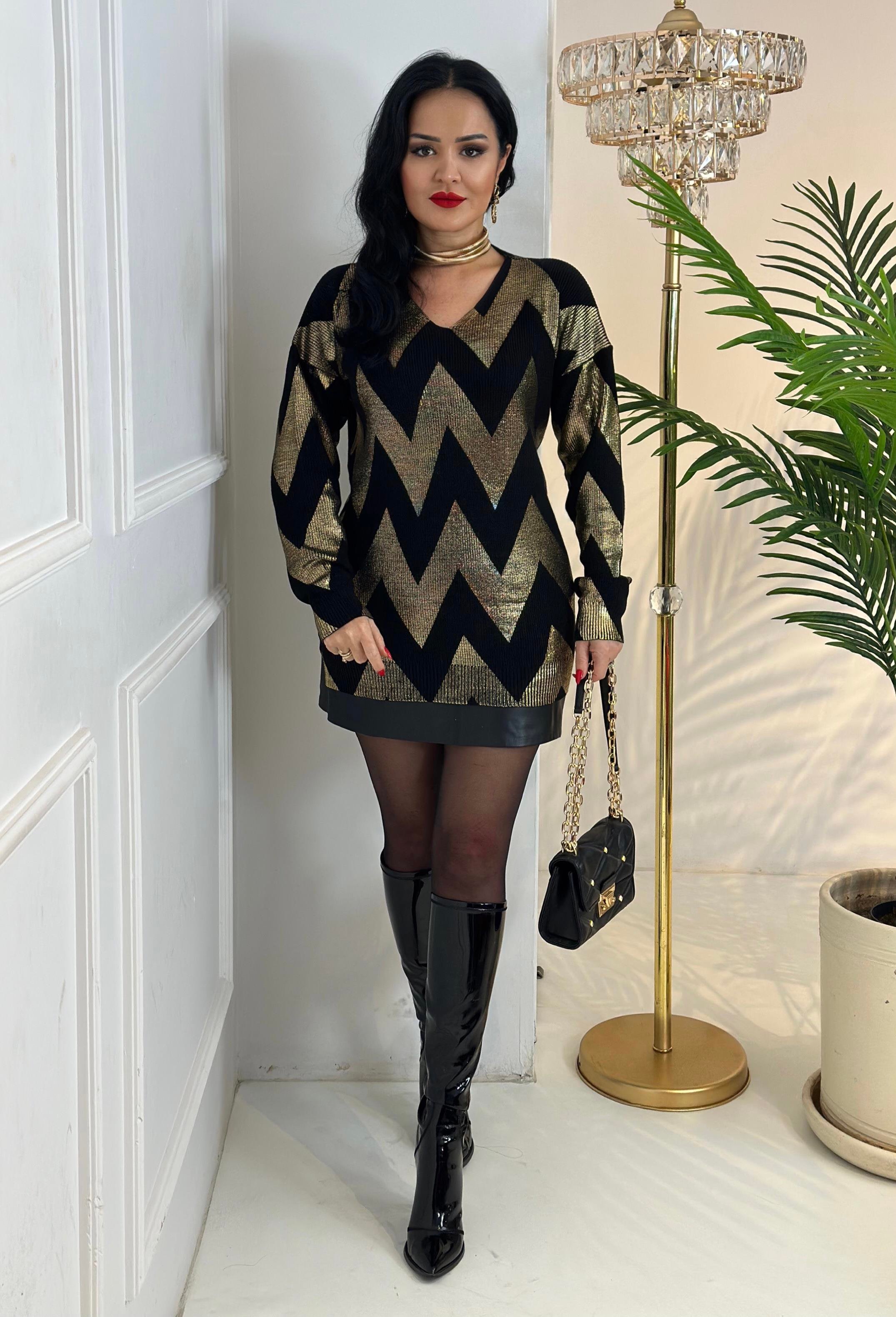 4384 V yaka uzun varaklı gold  tunikKemdmsmdm