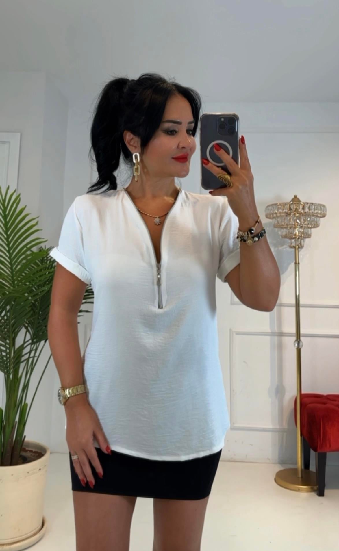 4457  Airobin  beyaz bluzTFUF