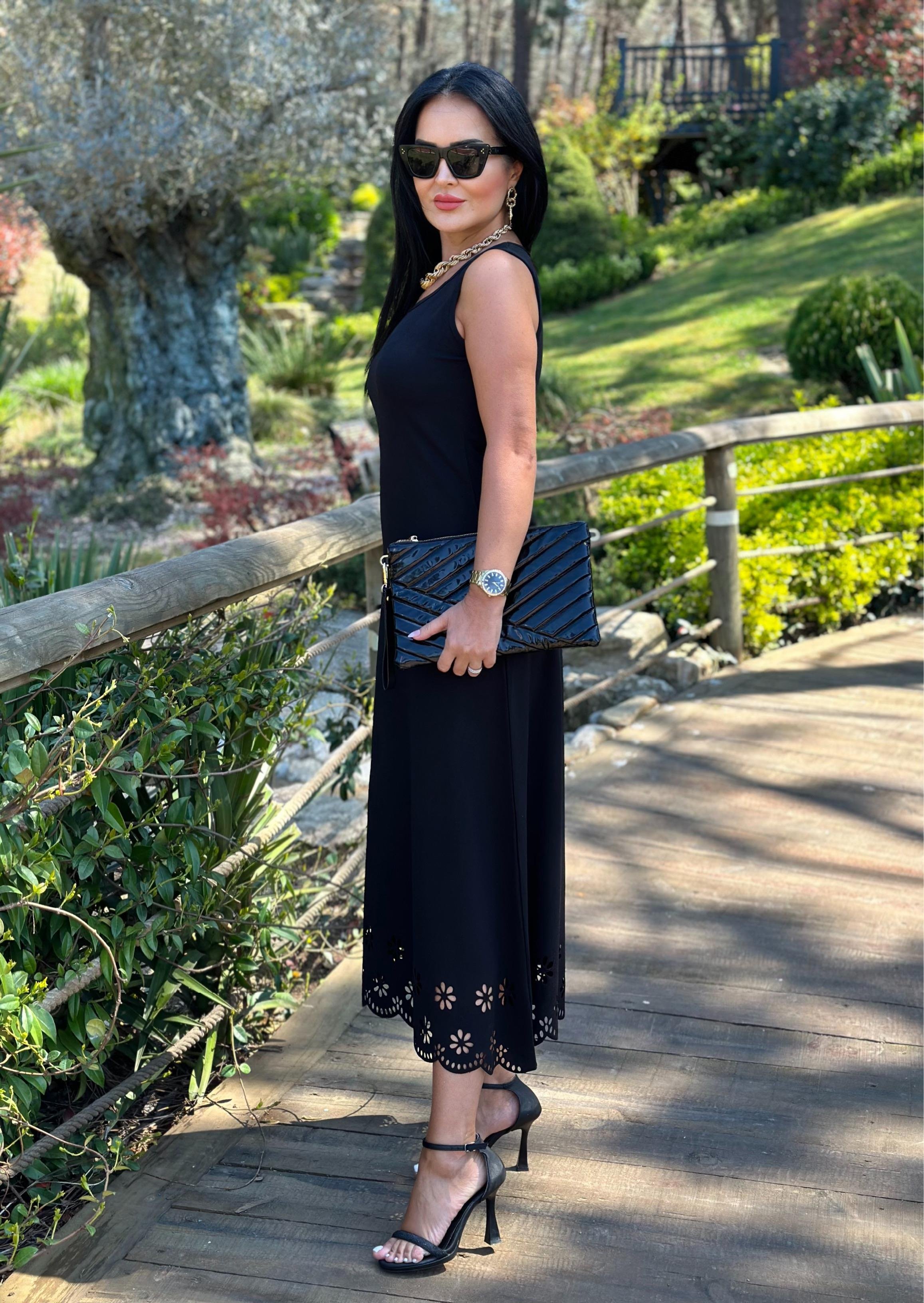 4489 Etek ucu çiçek detaylı elbise 4479