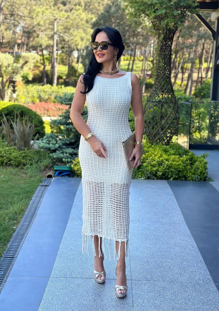 4499  Dantelli beyaz elbise4499