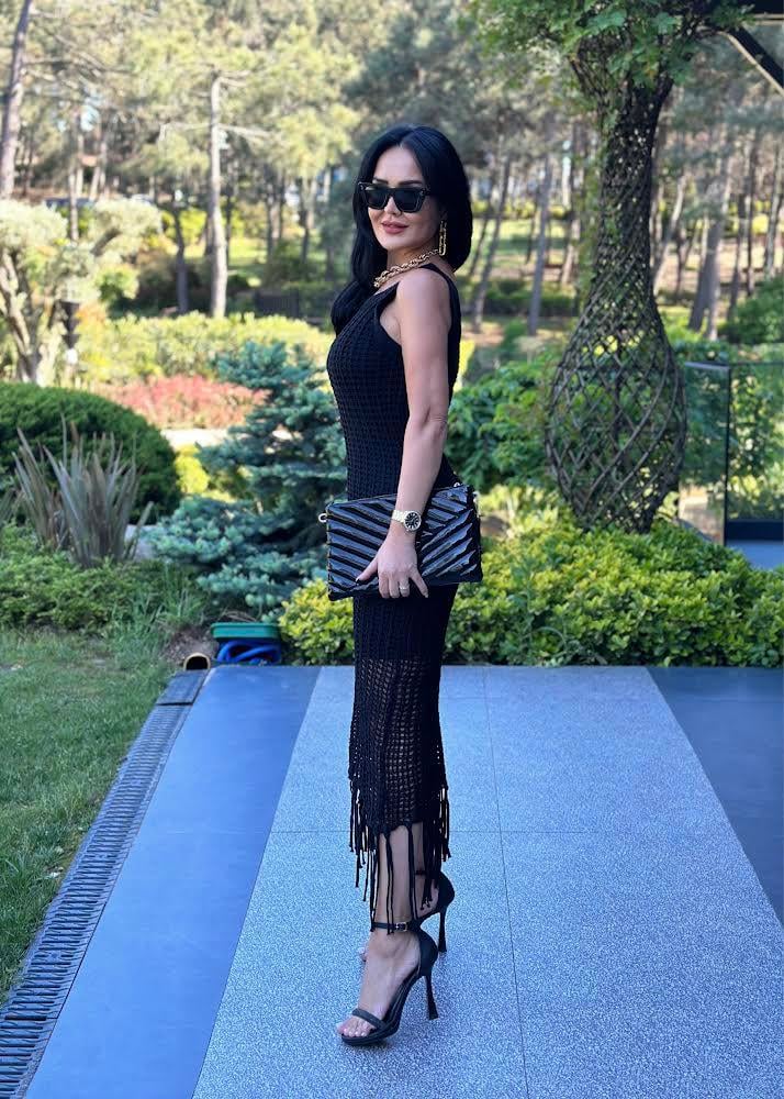 4499  Dantelli siyah elbise4499