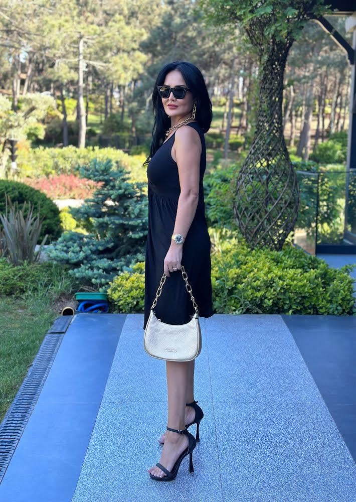 4502   Pamuk viskon siyah elbise4502