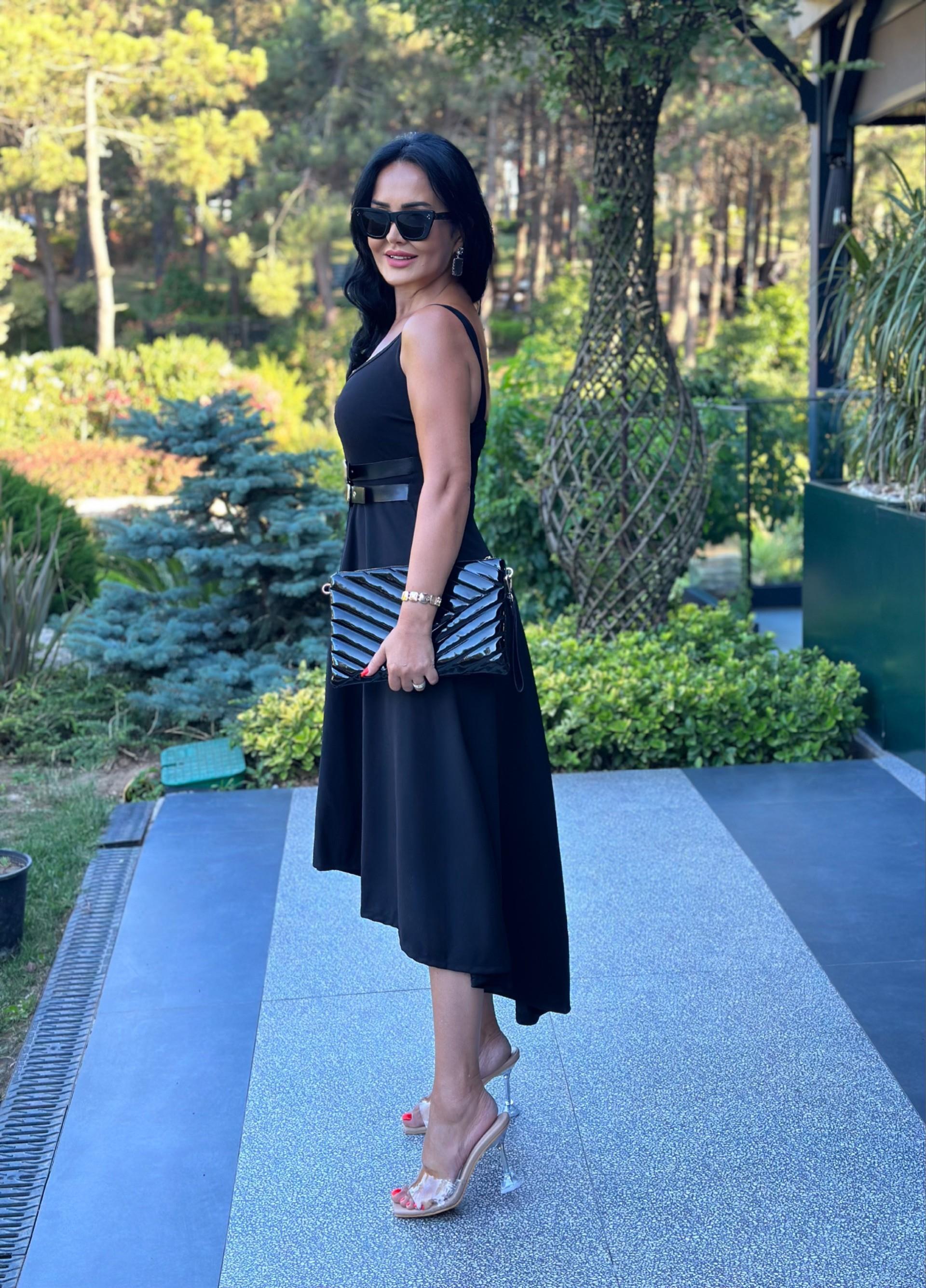4529  Kemer detaylı siyah elbise 4529*