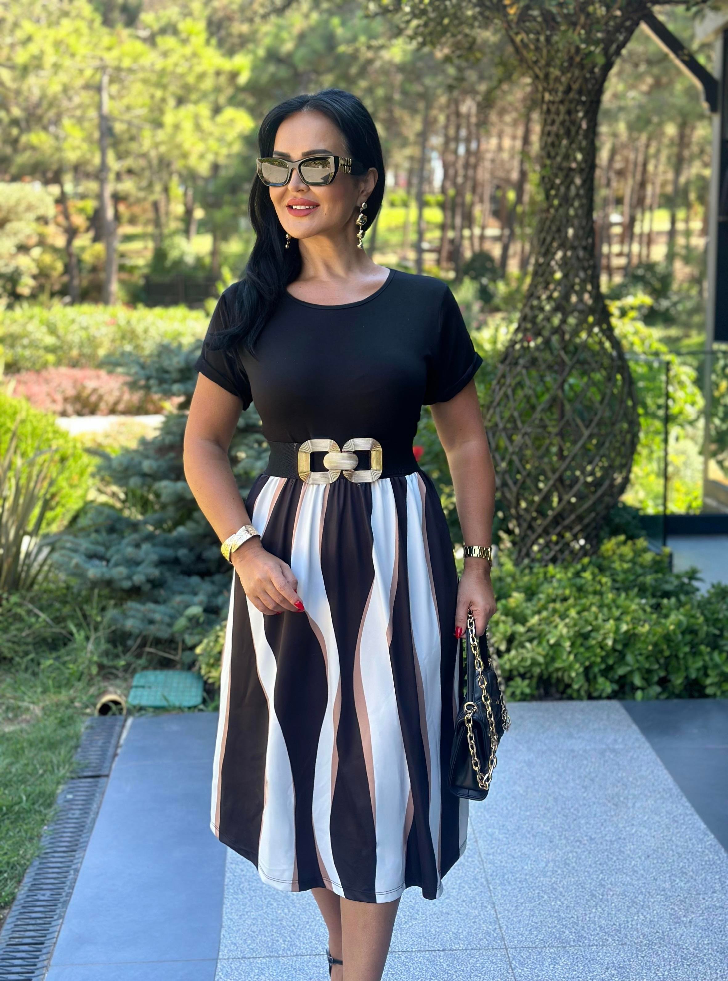 4557 Eteği desenli elbise 4557