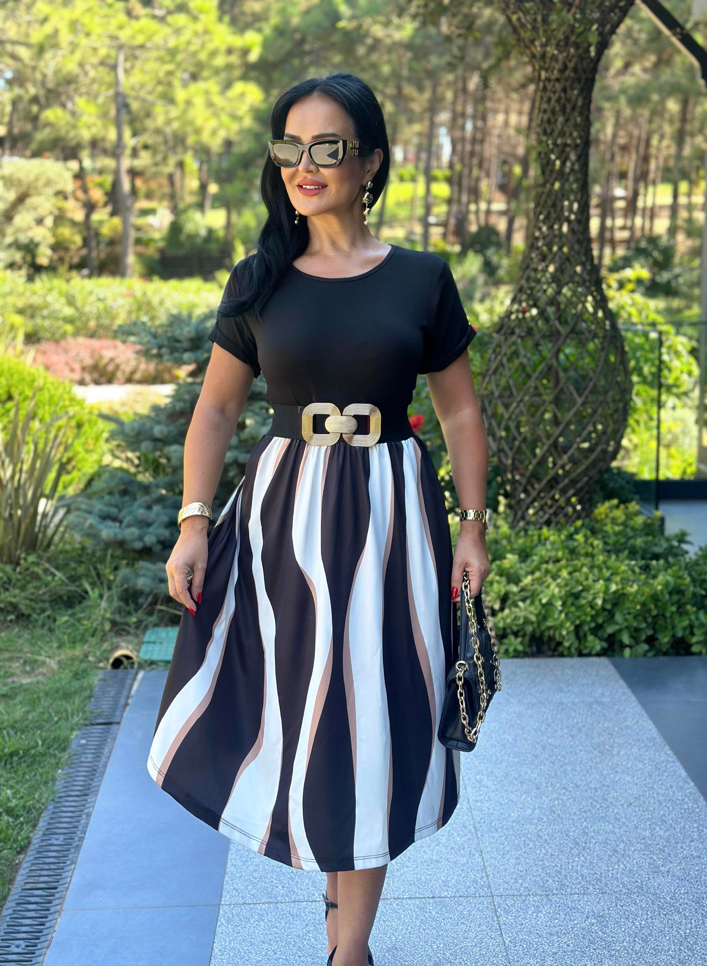 4557 Eteği desenli elbise 4557