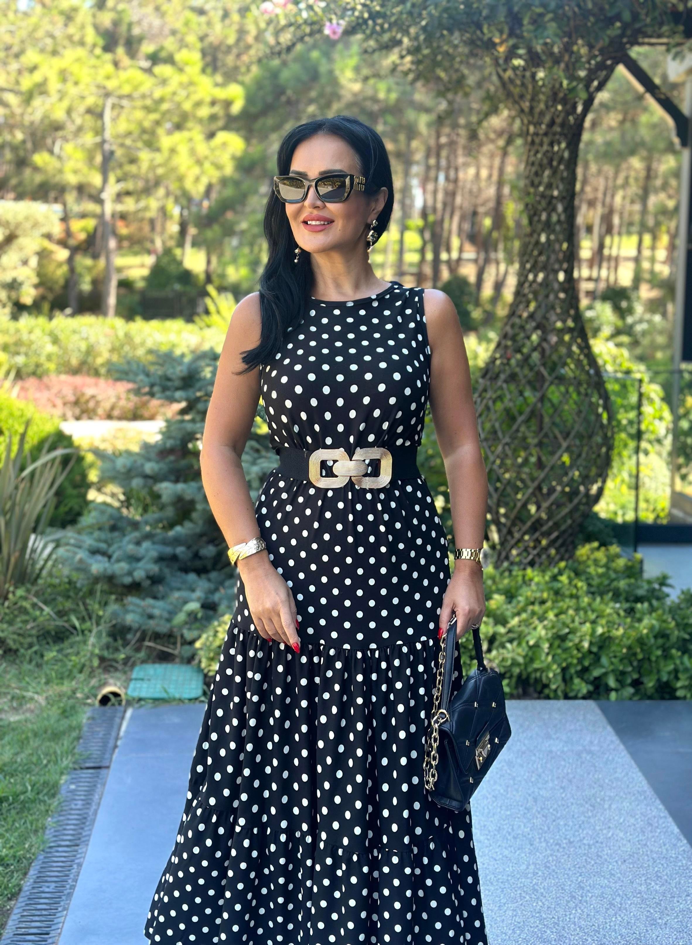 4558 Puantiyeli Eteği Volanlı  Elbise 4558