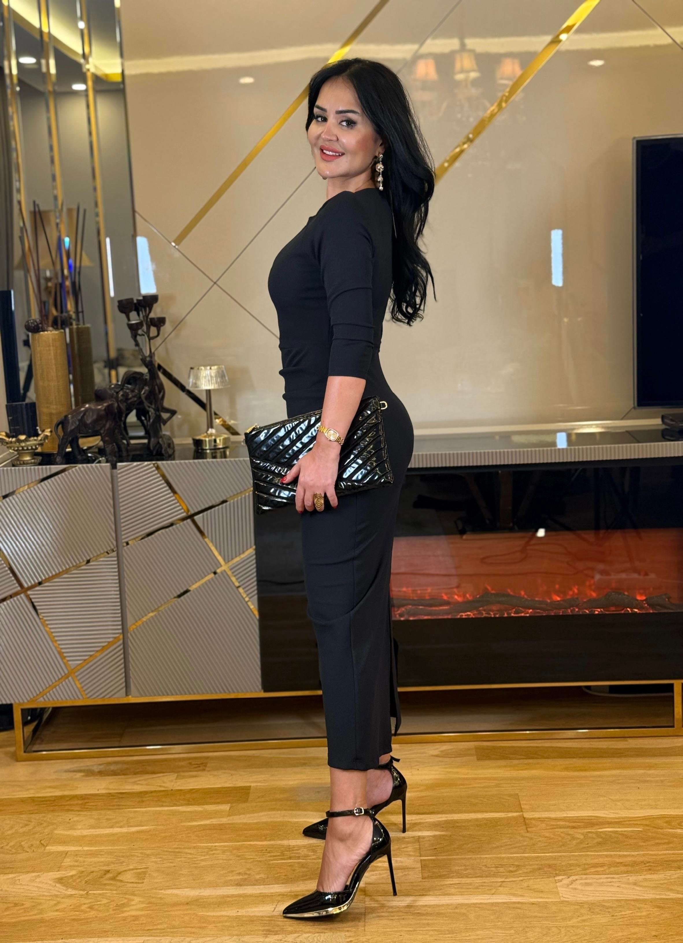 4619  Drapeli double krep uzun siyah elbise4619