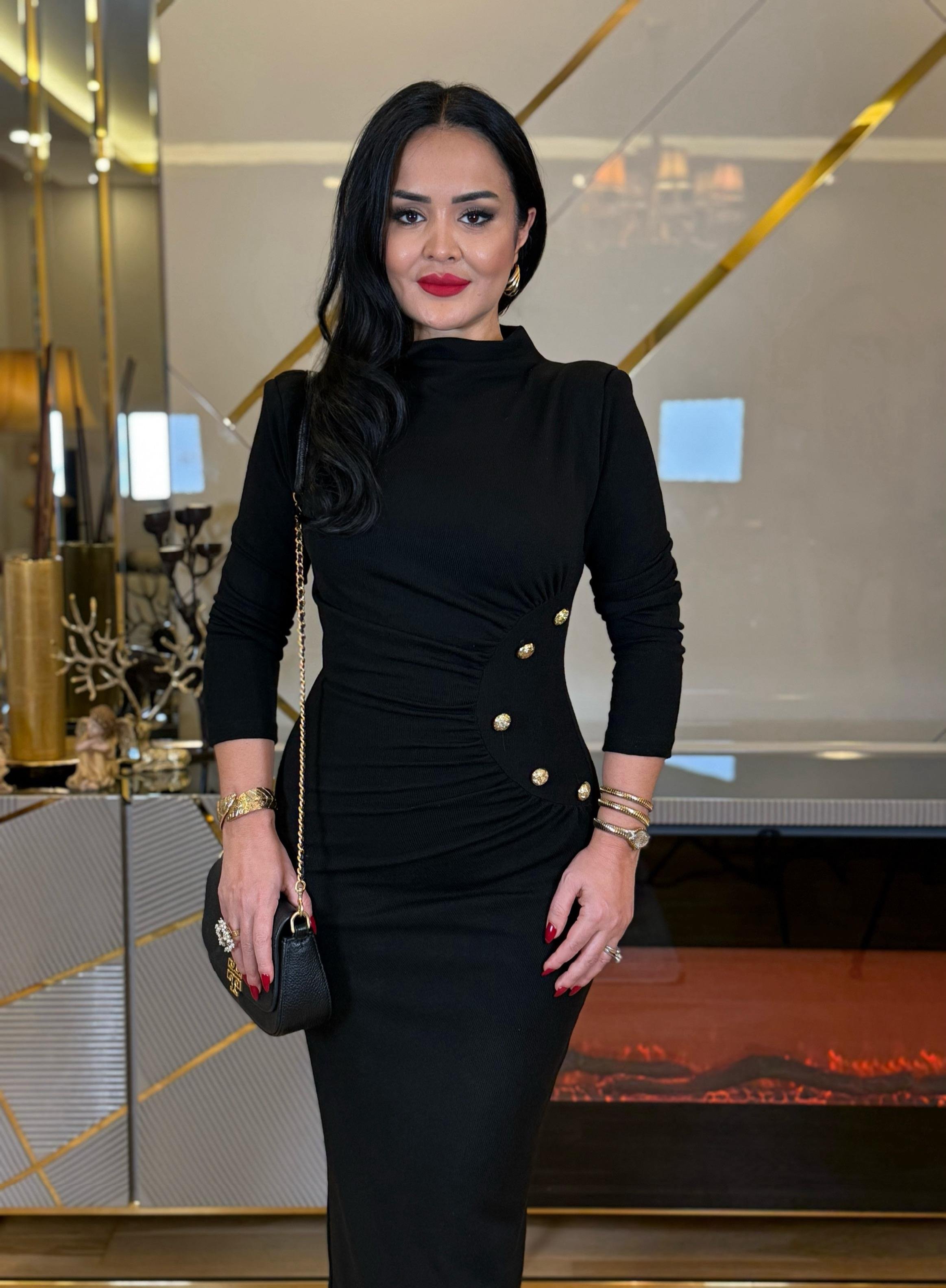 4686 Düğme detay balıkçı yaka siyah elbise4686