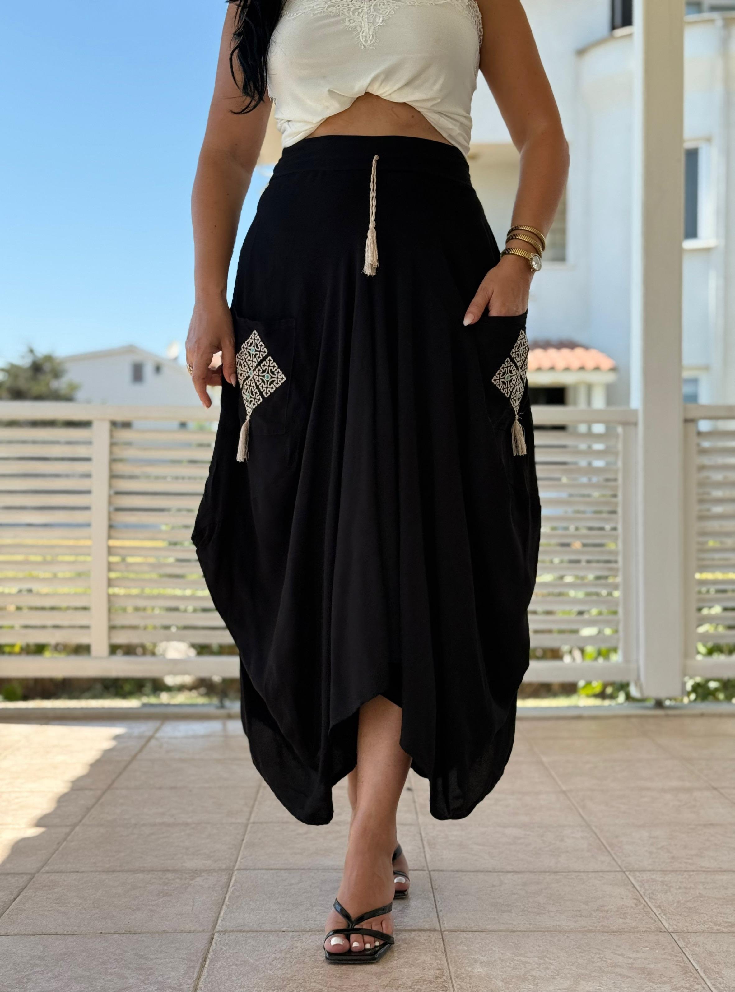 4817 Valencia nakış detaylı etek4817