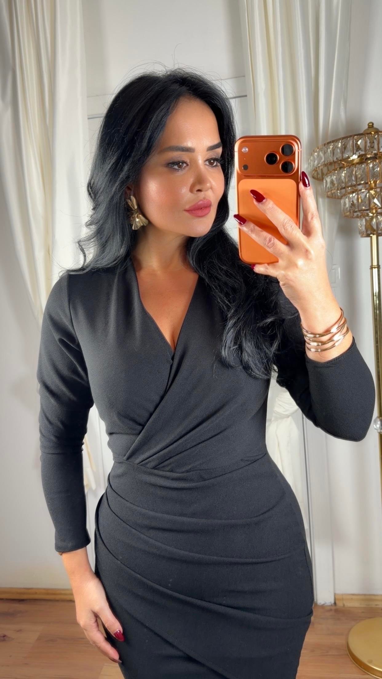 4848    Sandra Siyah Toparlayıcı   Mini Elbise4848