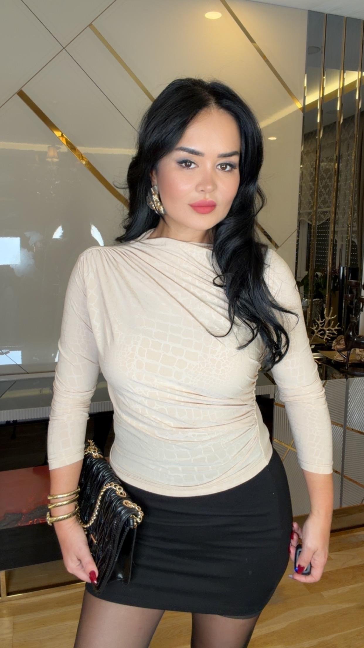 4873 Nuve     krem parlak bluz 4873