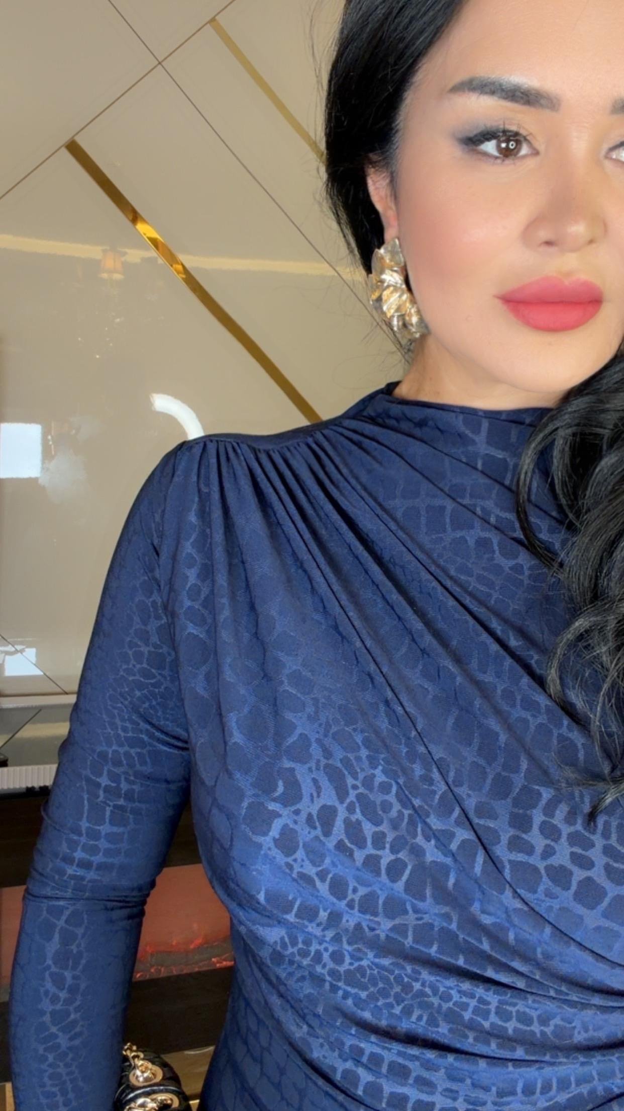 4873 Nuve      lacivert parlak bluz 4873